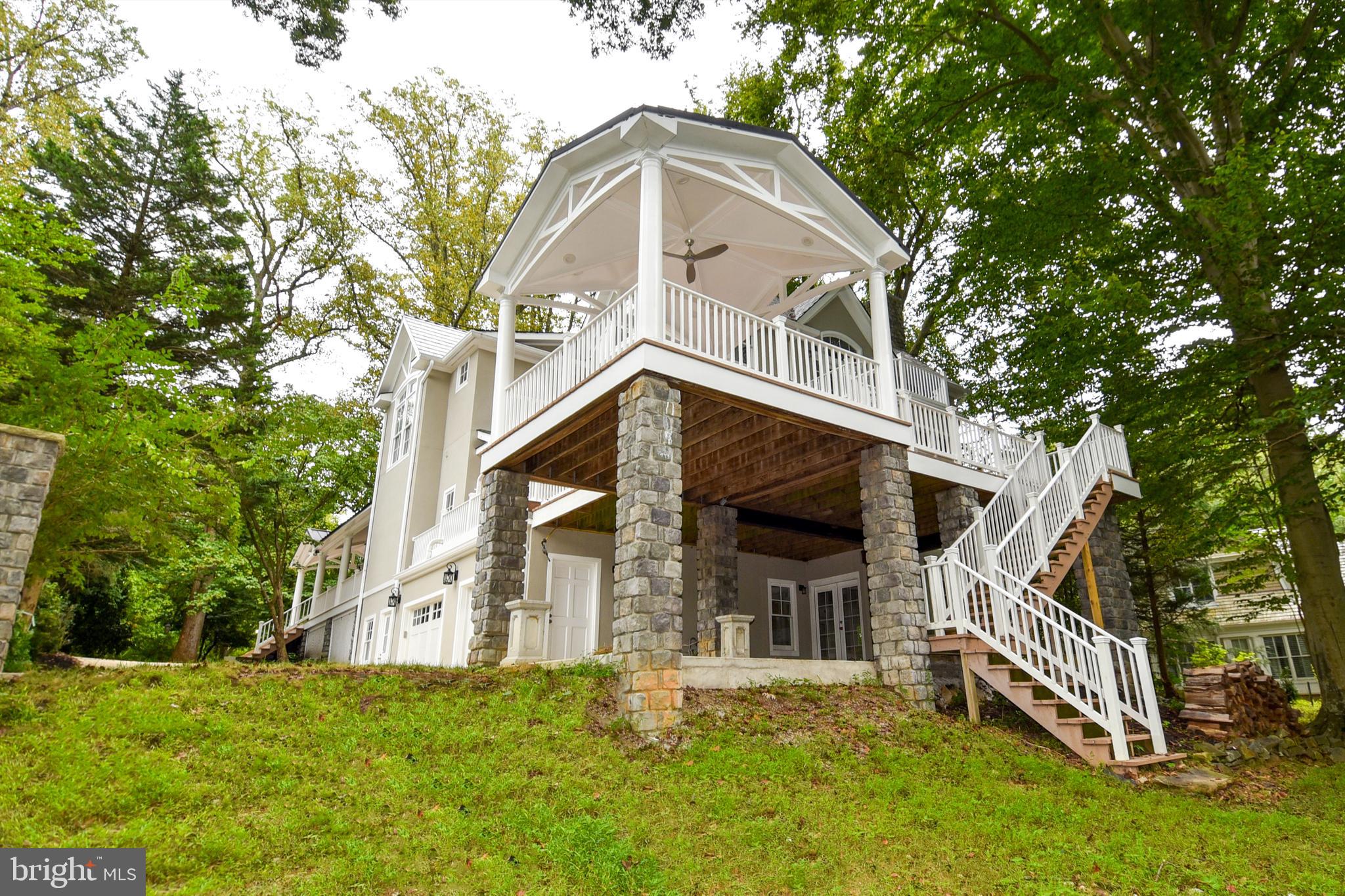 MERRY GO ROUND FARM - Residential