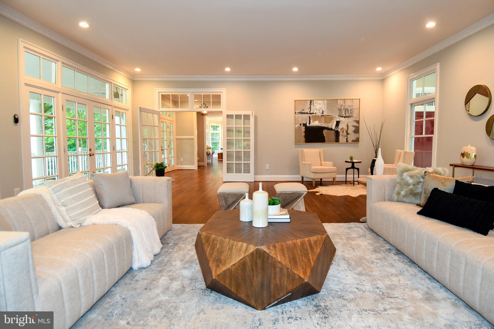 MERRY GO ROUND FARM - Residential