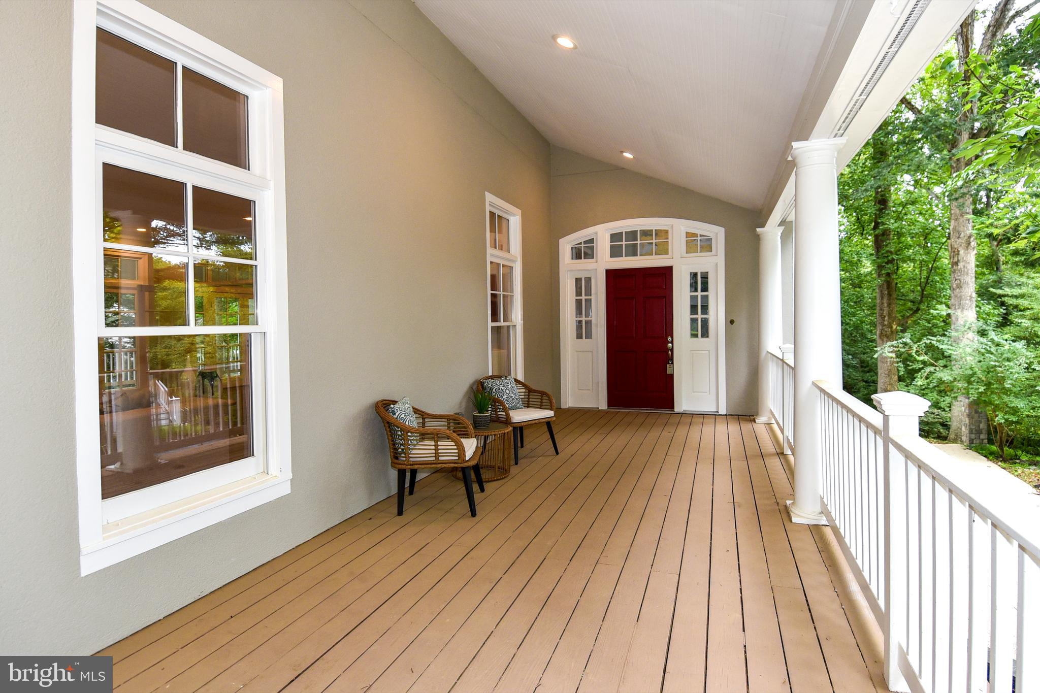 MERRY GO ROUND FARM - Residential