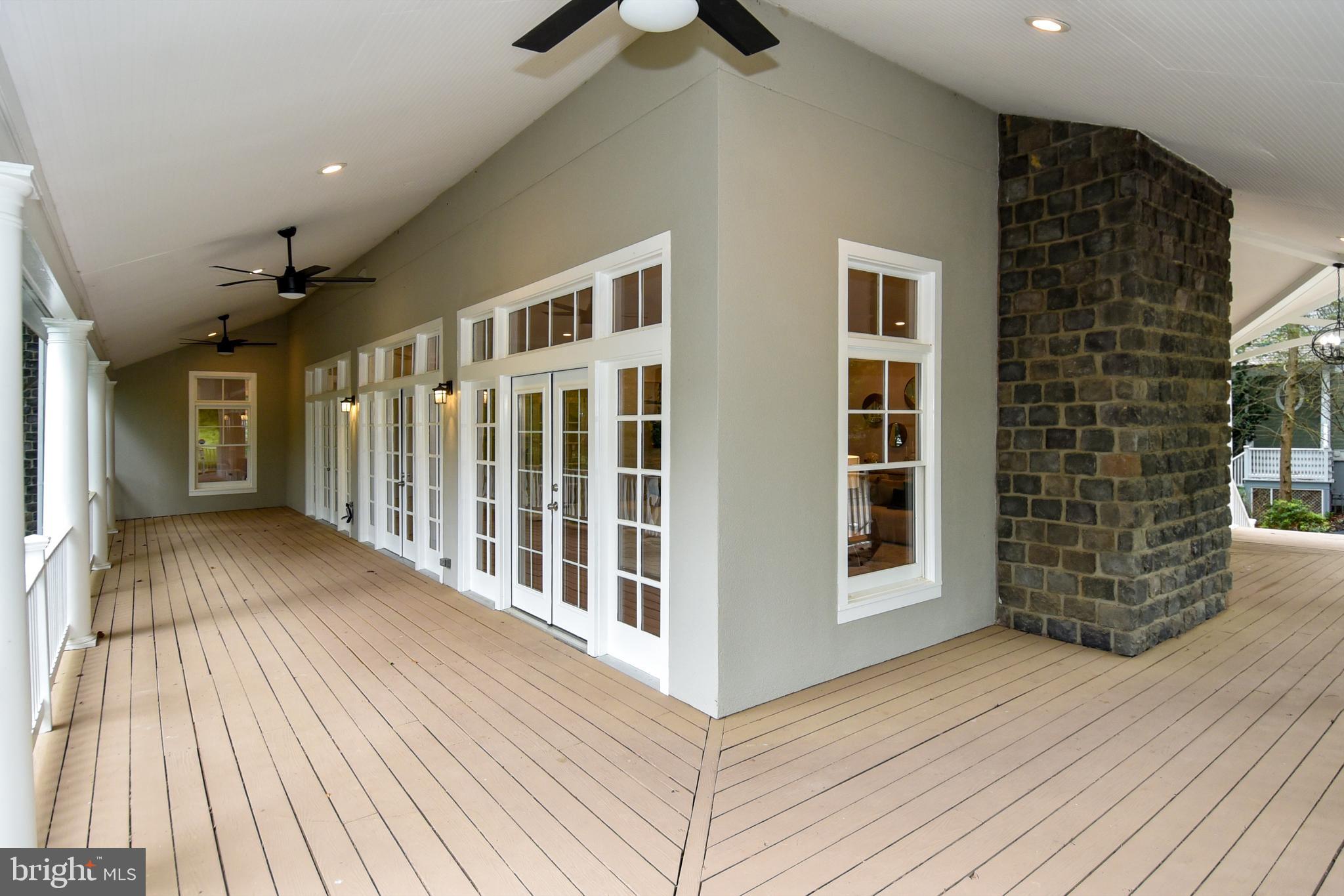 MERRY GO ROUND FARM - Residential