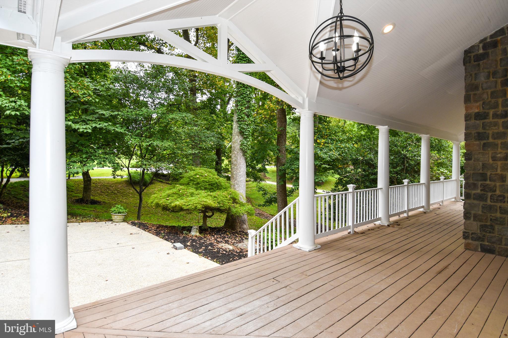 MERRY GO ROUND FARM - Residential