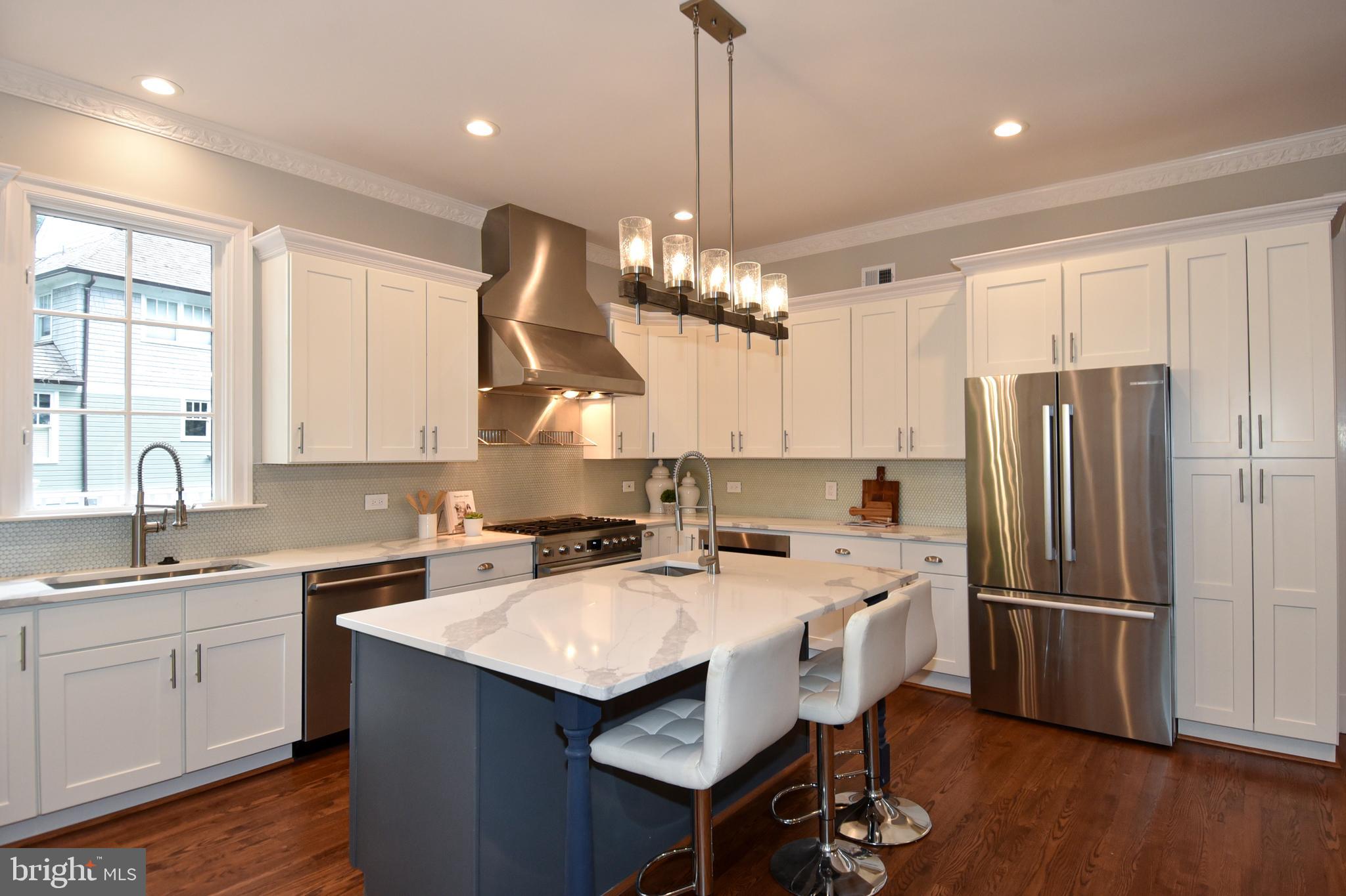 MERRY GO ROUND FARM - Residential