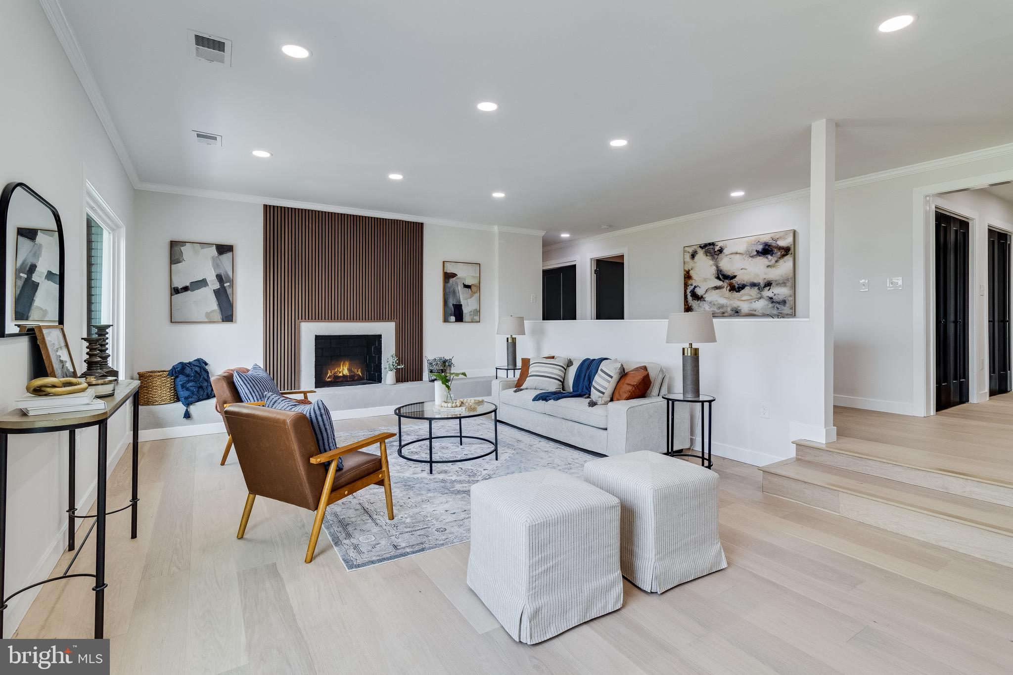 QUEEN TREE LANDING - Residential