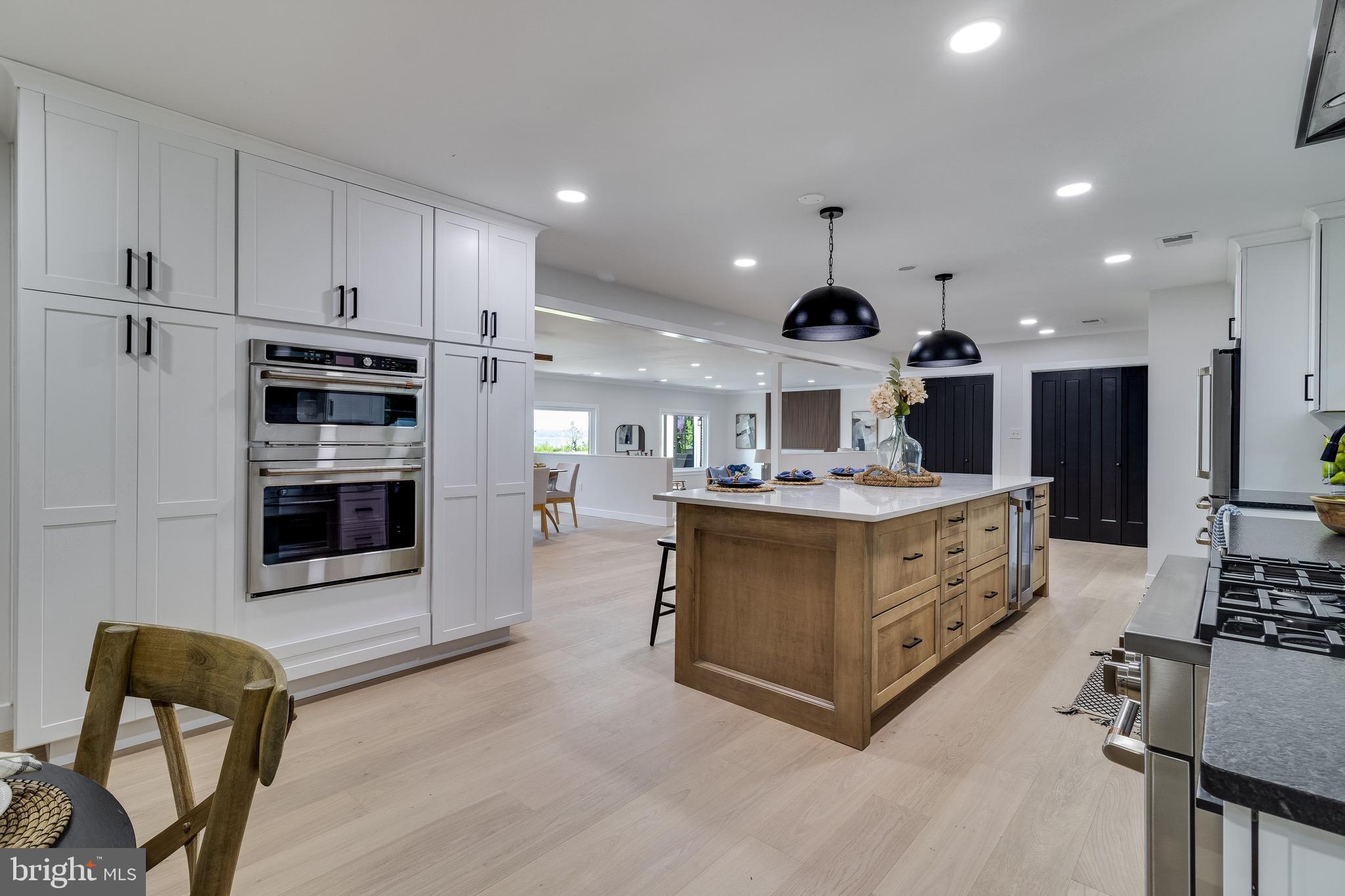 QUEEN TREE LANDING - Residential