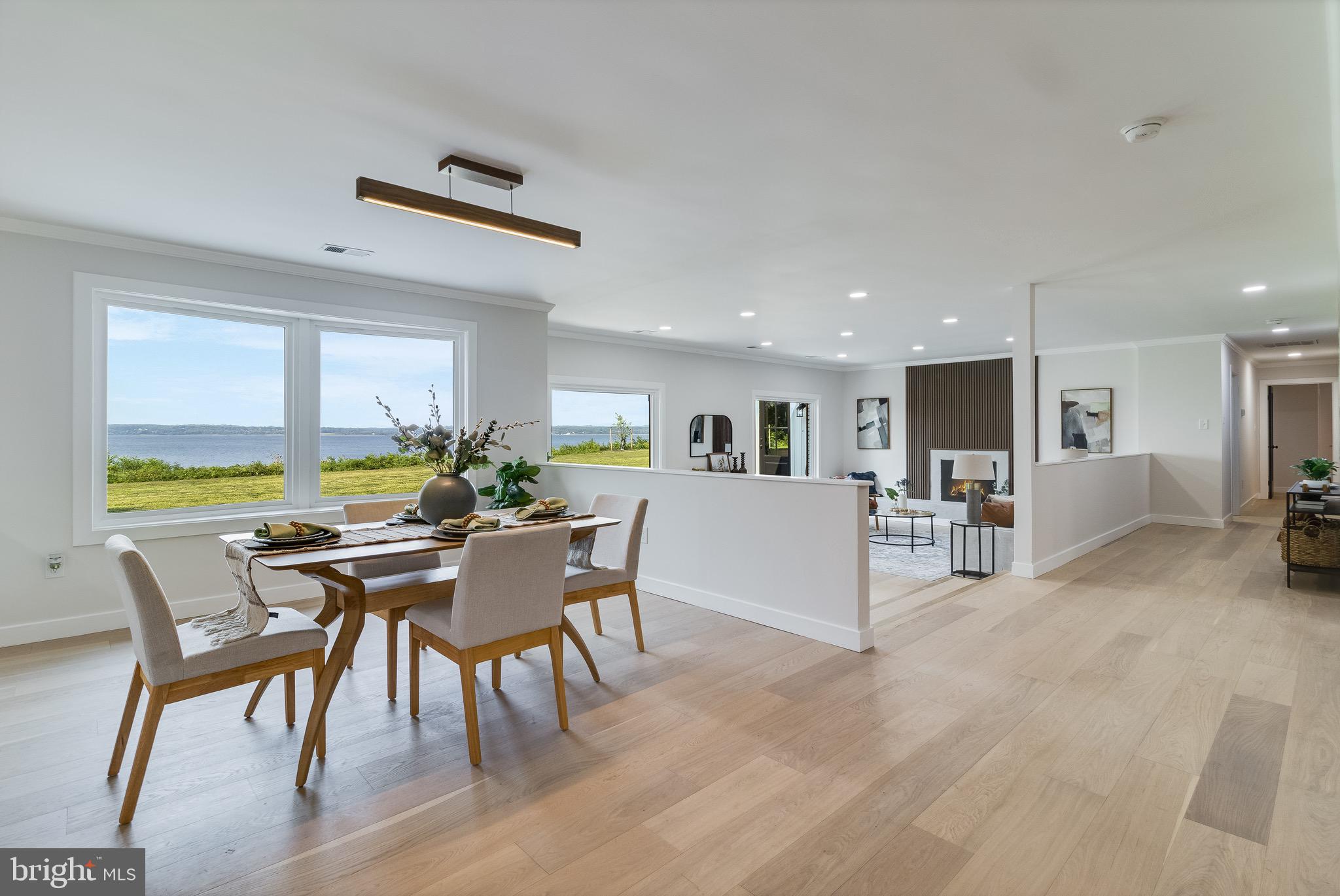 QUEEN TREE LANDING - Residential