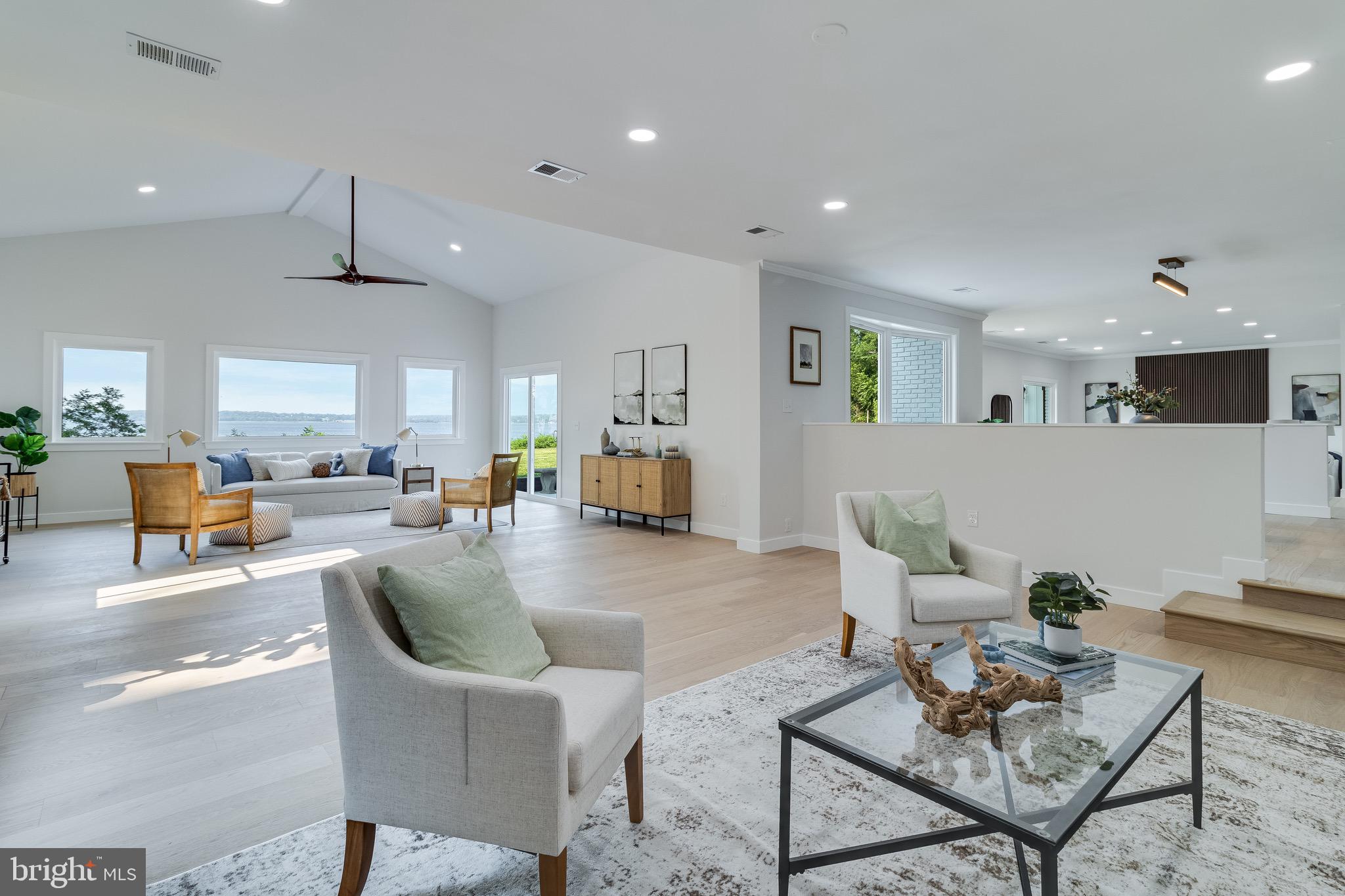 QUEEN TREE LANDING - Residential