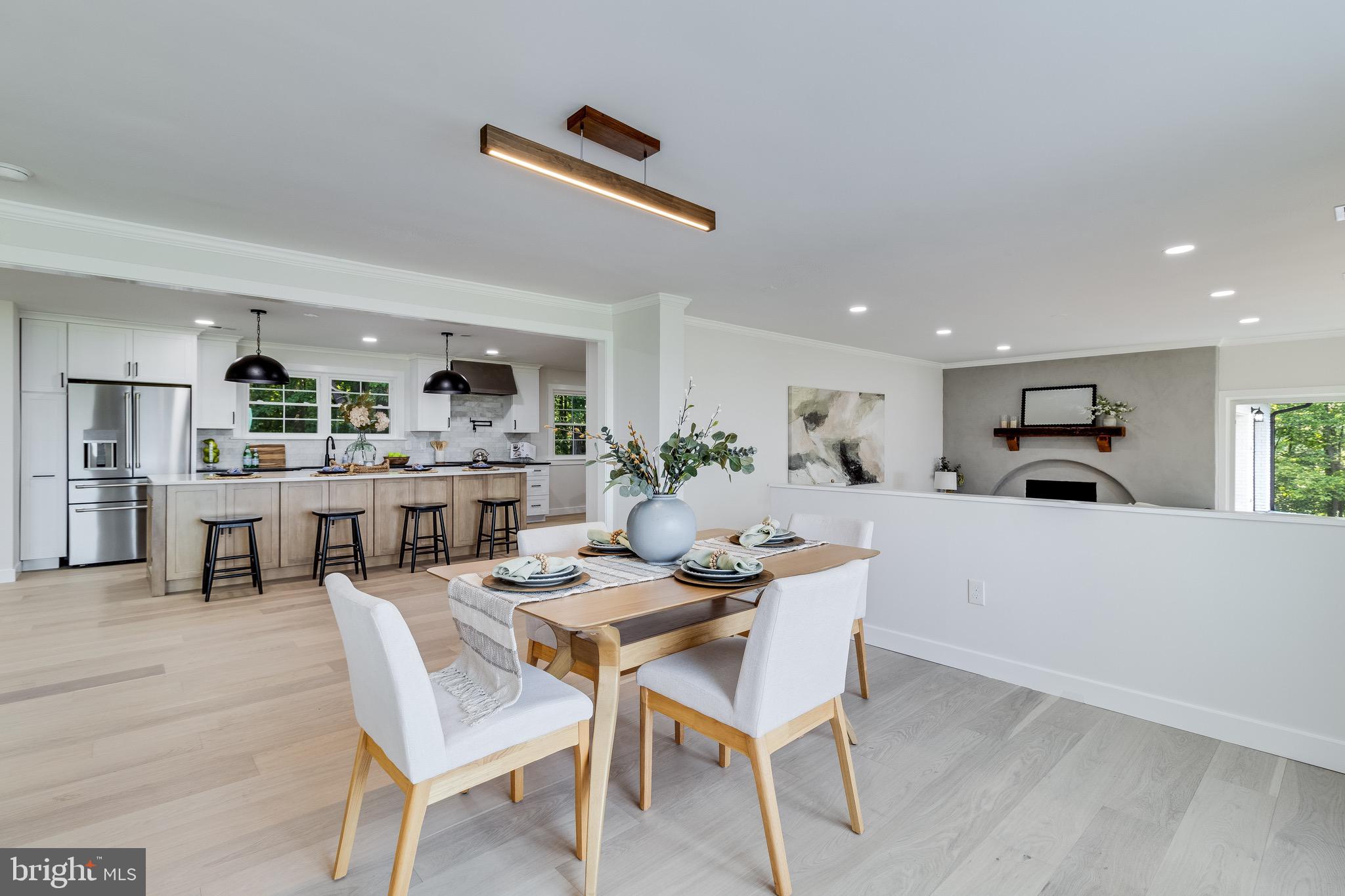 QUEEN TREE LANDING - Residential