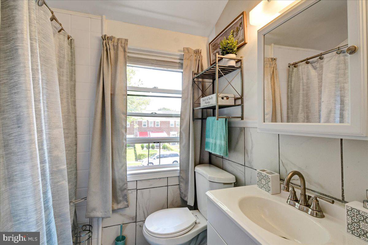 GLEN OAKS - Residential