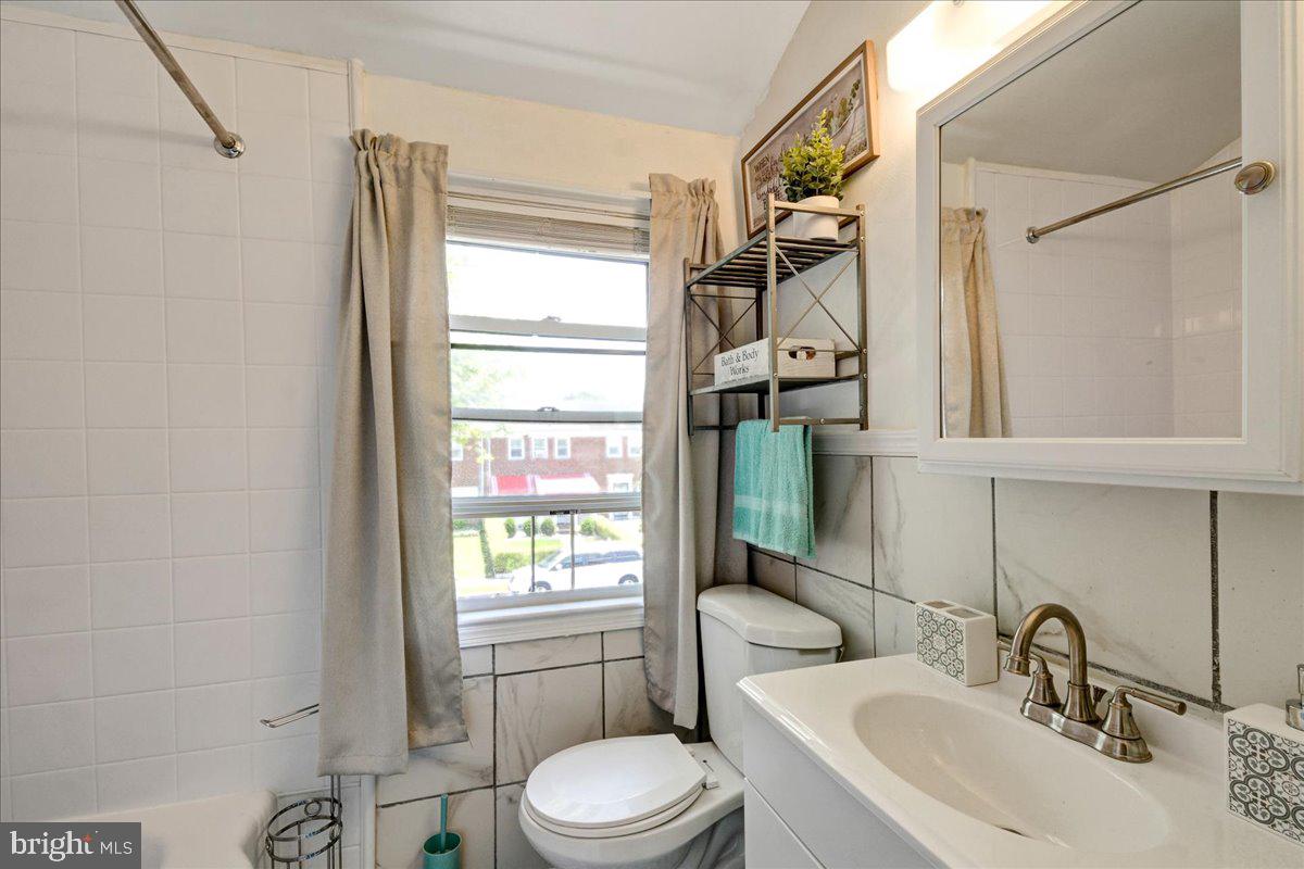 GLEN OAKS - Residential