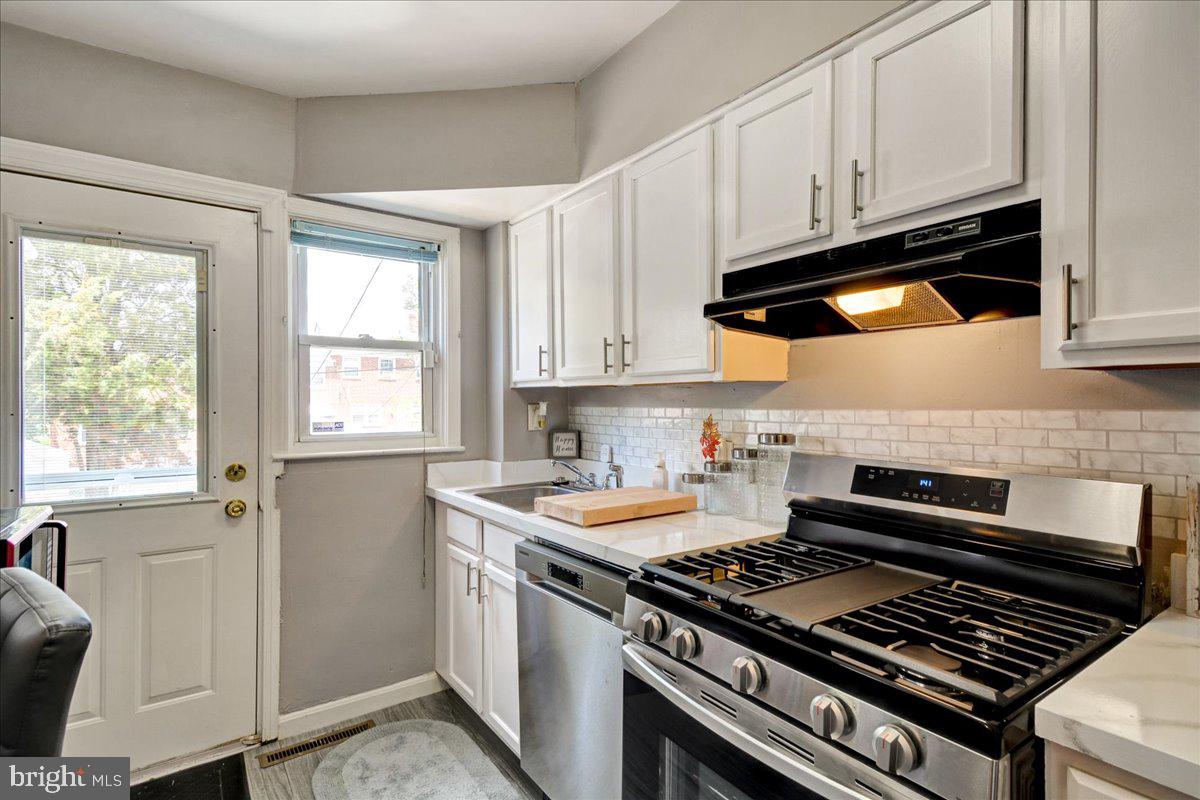 GLEN OAKS - Residential