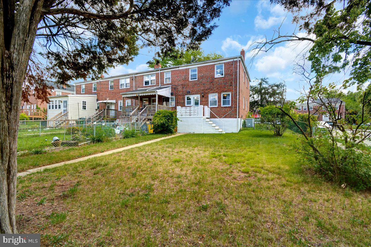 GLEN OAKS - Residential