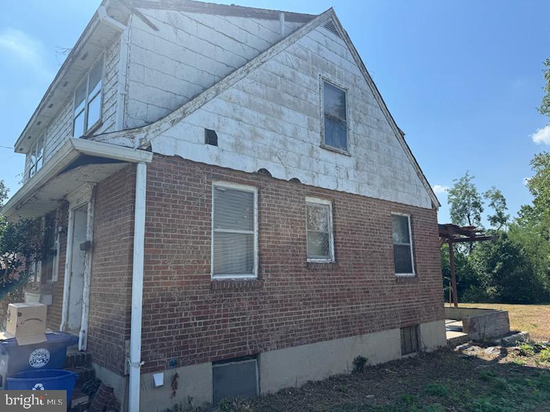 6013 BERWYN ROAD