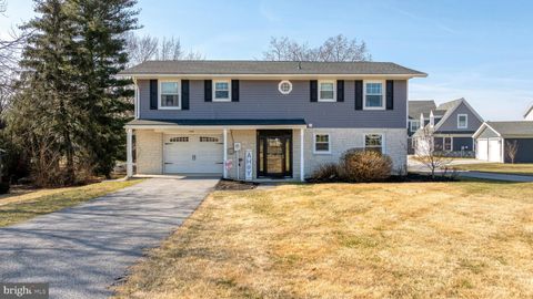 556 LAKE MEADE DRIVE EAST BERLIN PA 17316