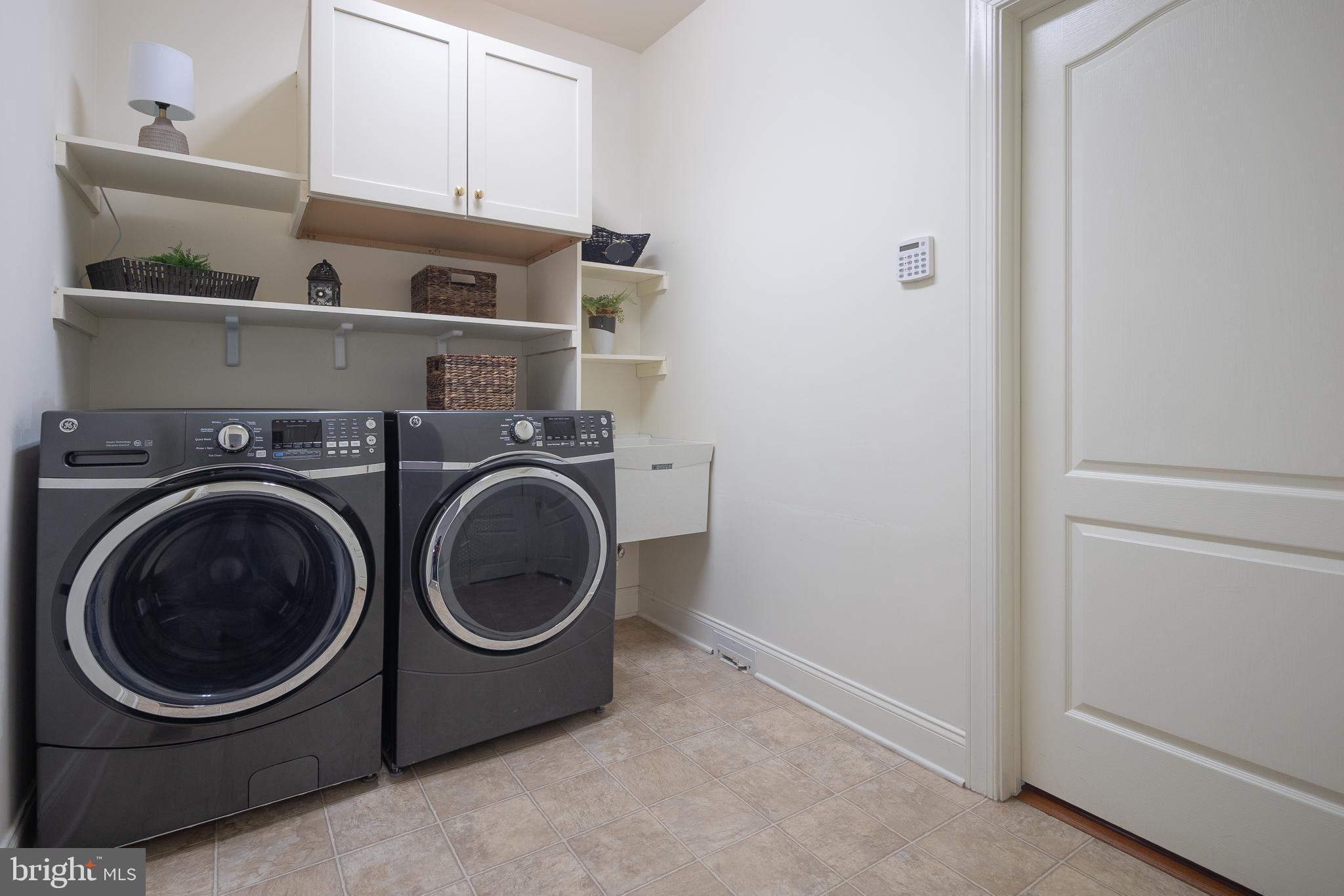 DOMINION VALLEY COUNTRY CLUB - Residential