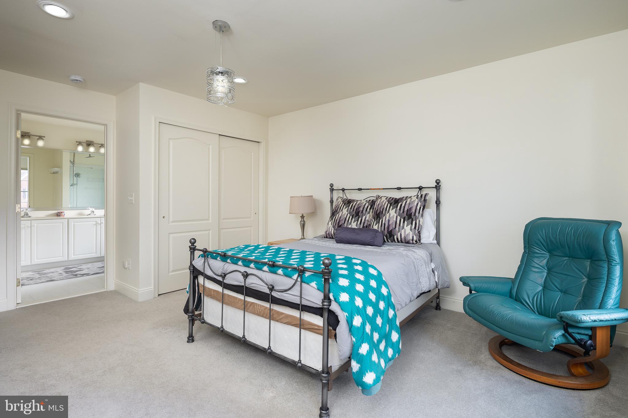 DOMINION VALLEY COUNTRY CLUB - Residential