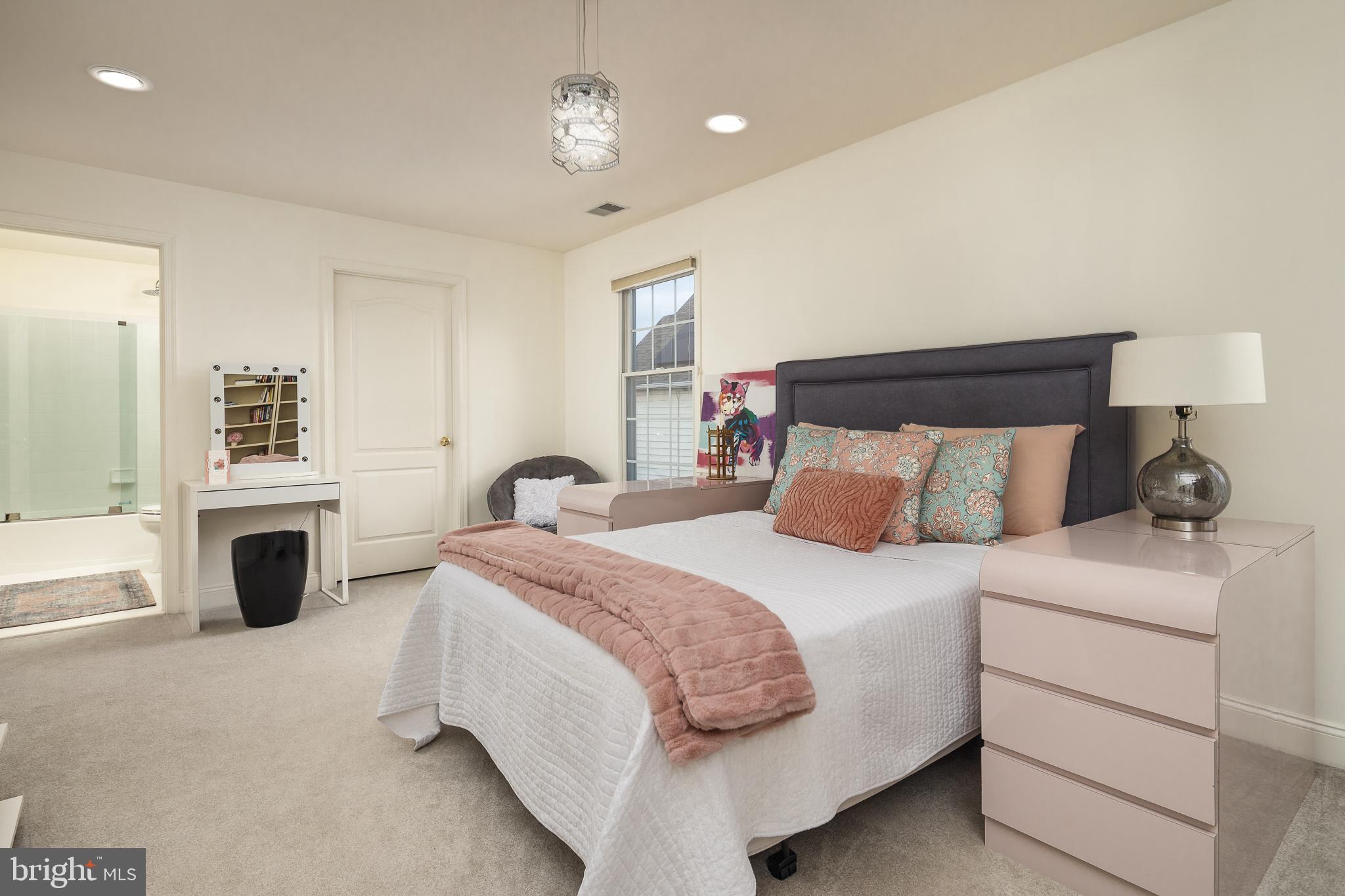 DOMINION VALLEY COUNTRY CLUB - Residential