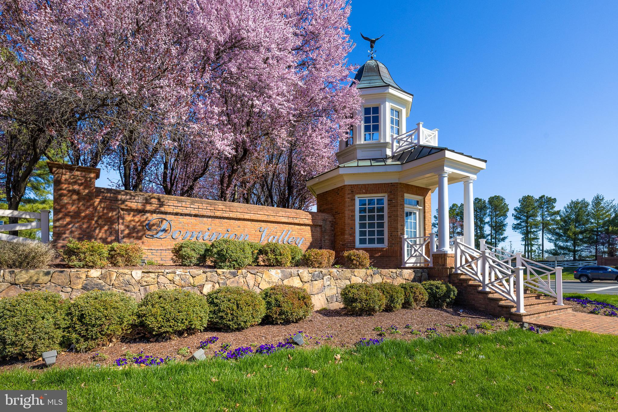 DOMINION VALLEY COUNTRY CLUB - Residential