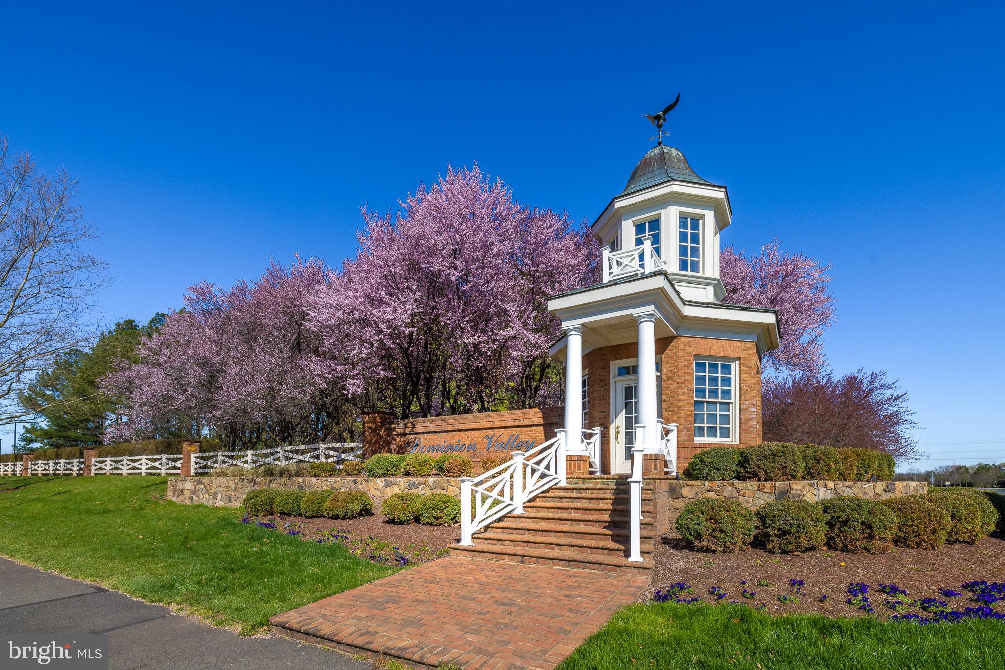 DOMINION VALLEY COUNTRY CLUB - Residential