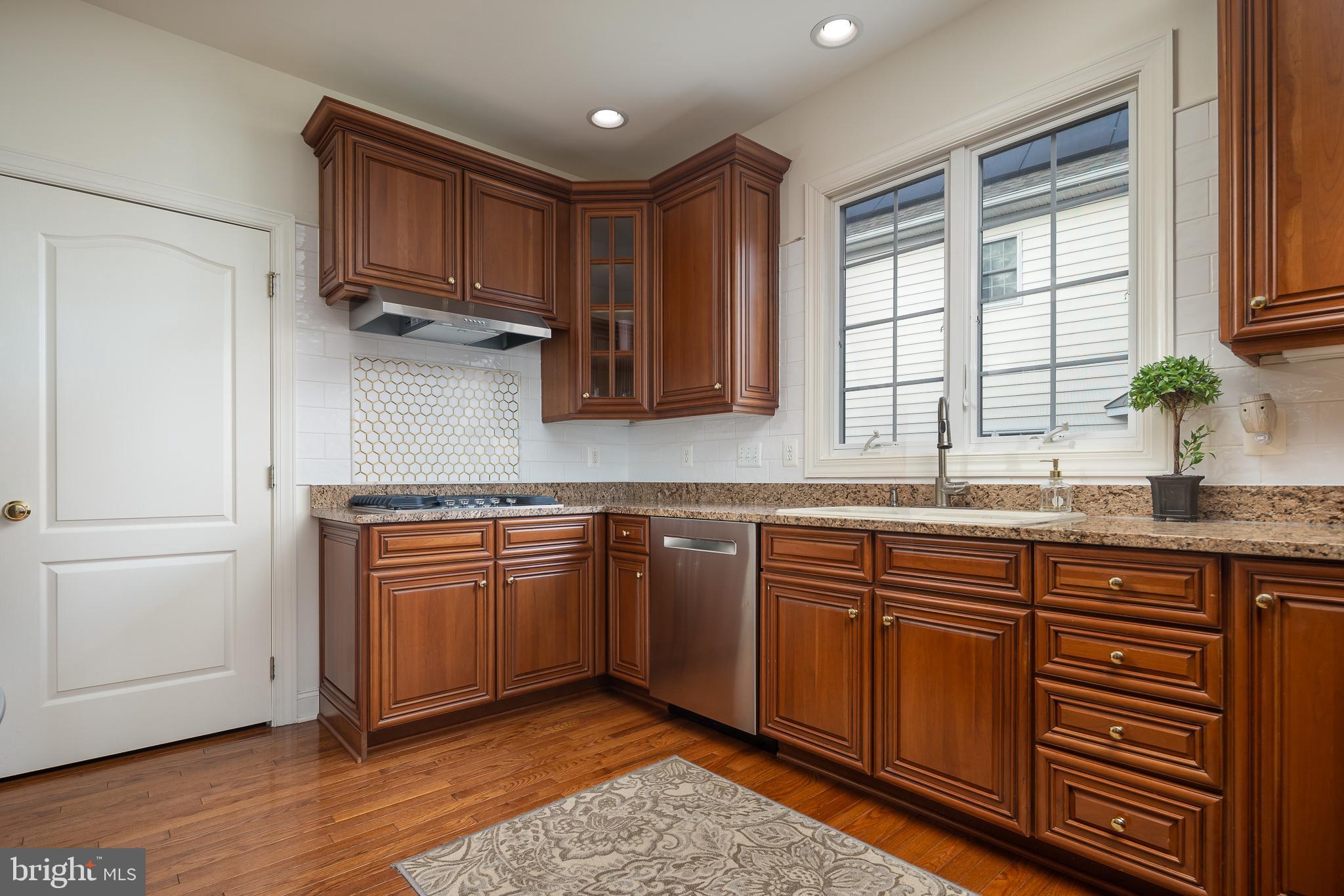 DOMINION VALLEY COUNTRY CLUB - Residential