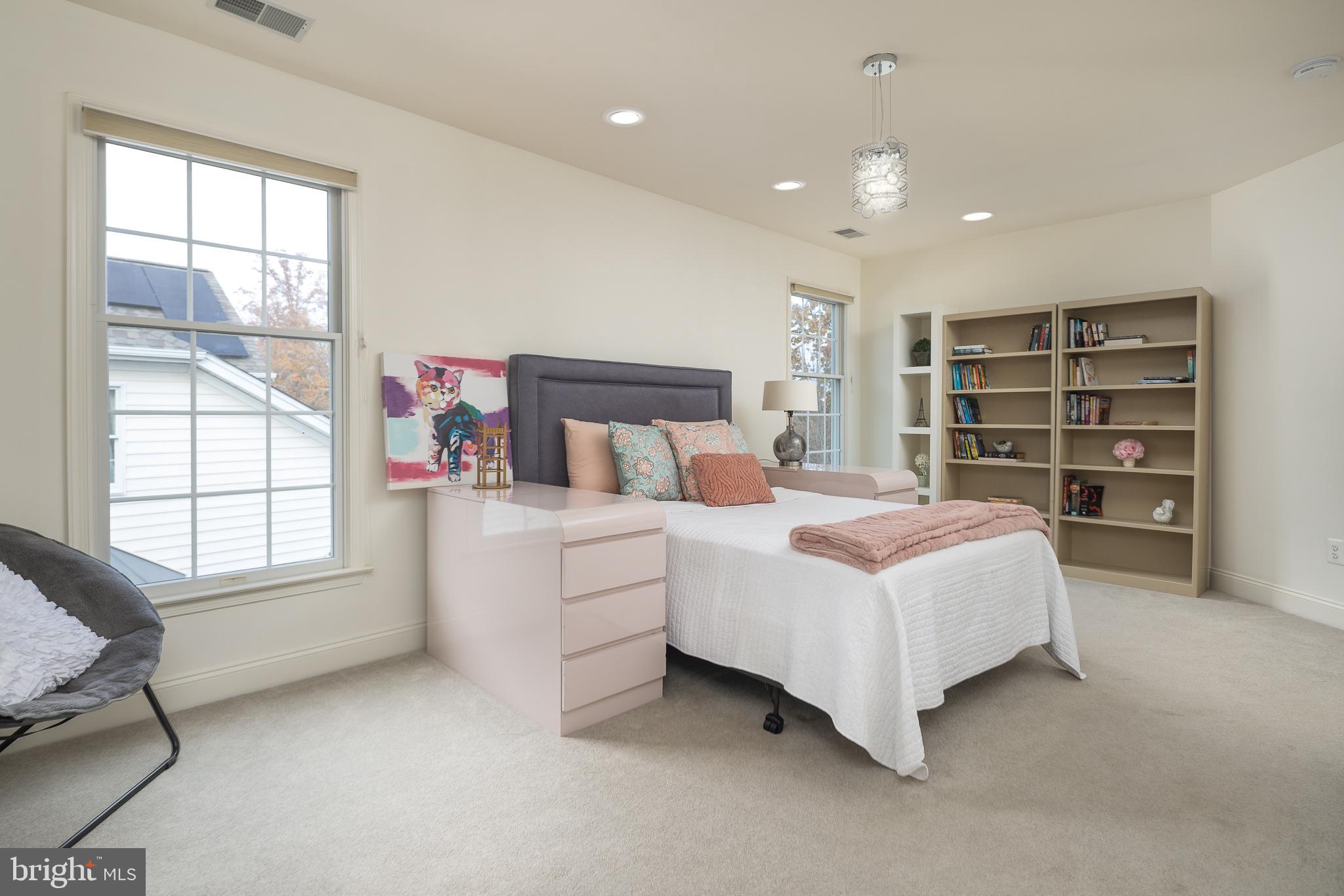 DOMINION VALLEY COUNTRY CLUB - Residential