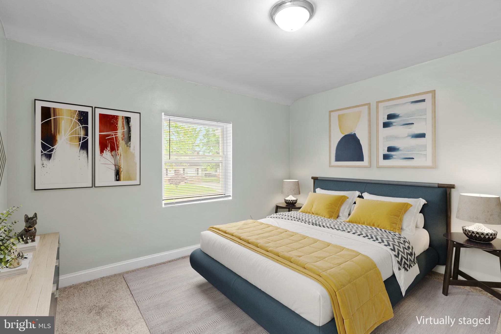 LANDOVER KNOLLS - Residential