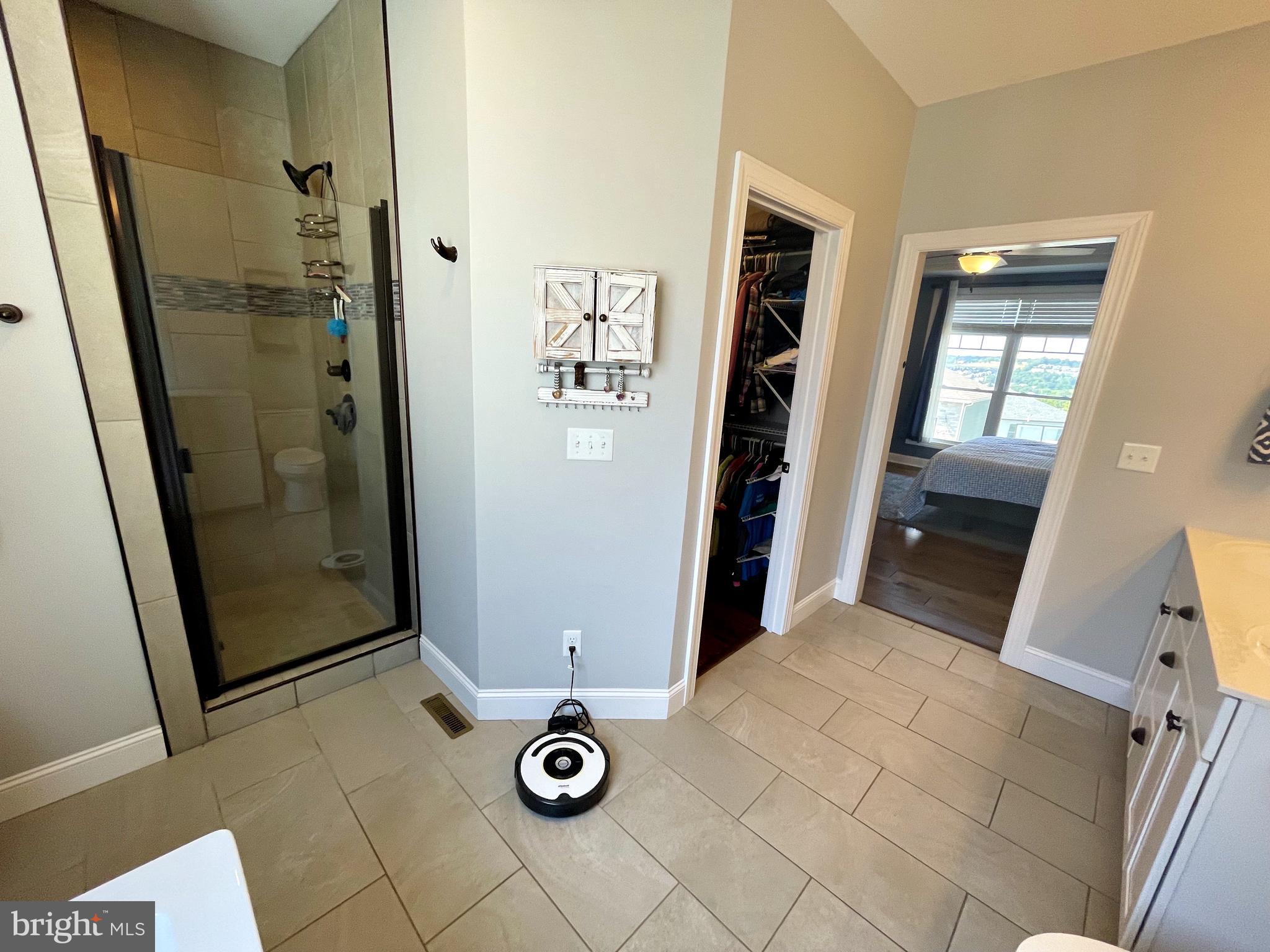 SUMMERS RIDGE SOUTH - Residential