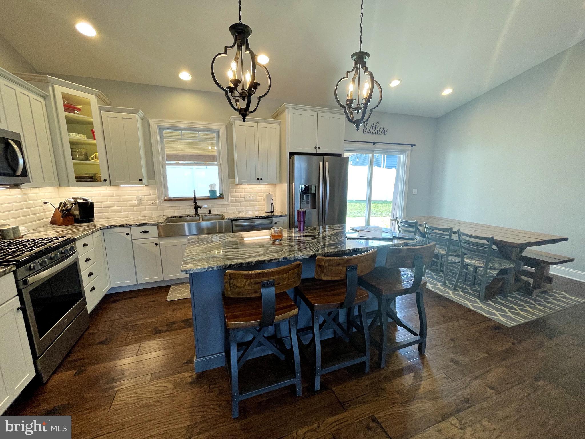 SUMMERS RIDGE SOUTH - Residential