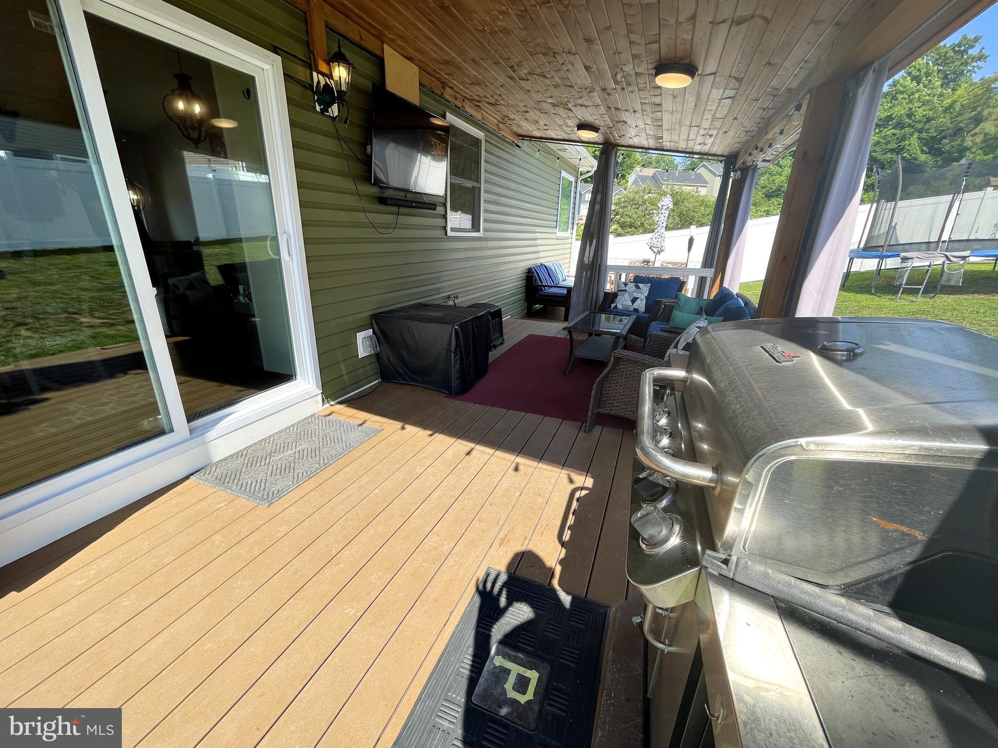 SUMMERS RIDGE SOUTH - Residential