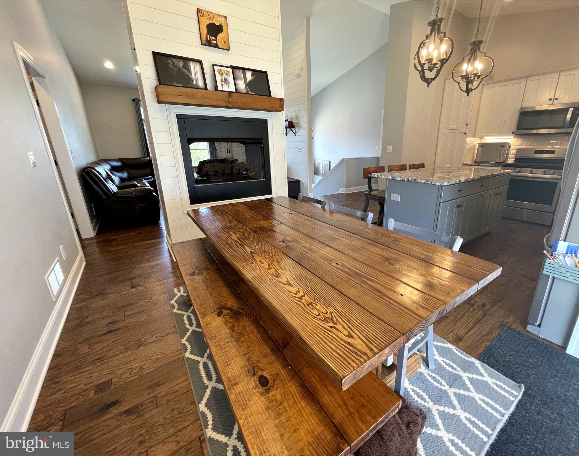 SUMMERS RIDGE SOUTH - Residential