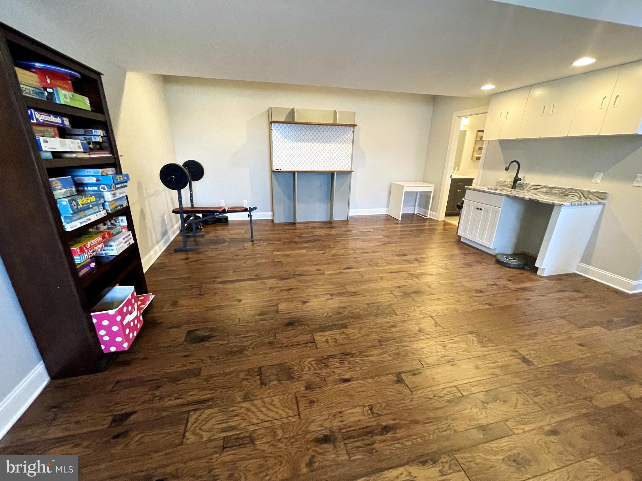 SUMMERS RIDGE SOUTH - Residential