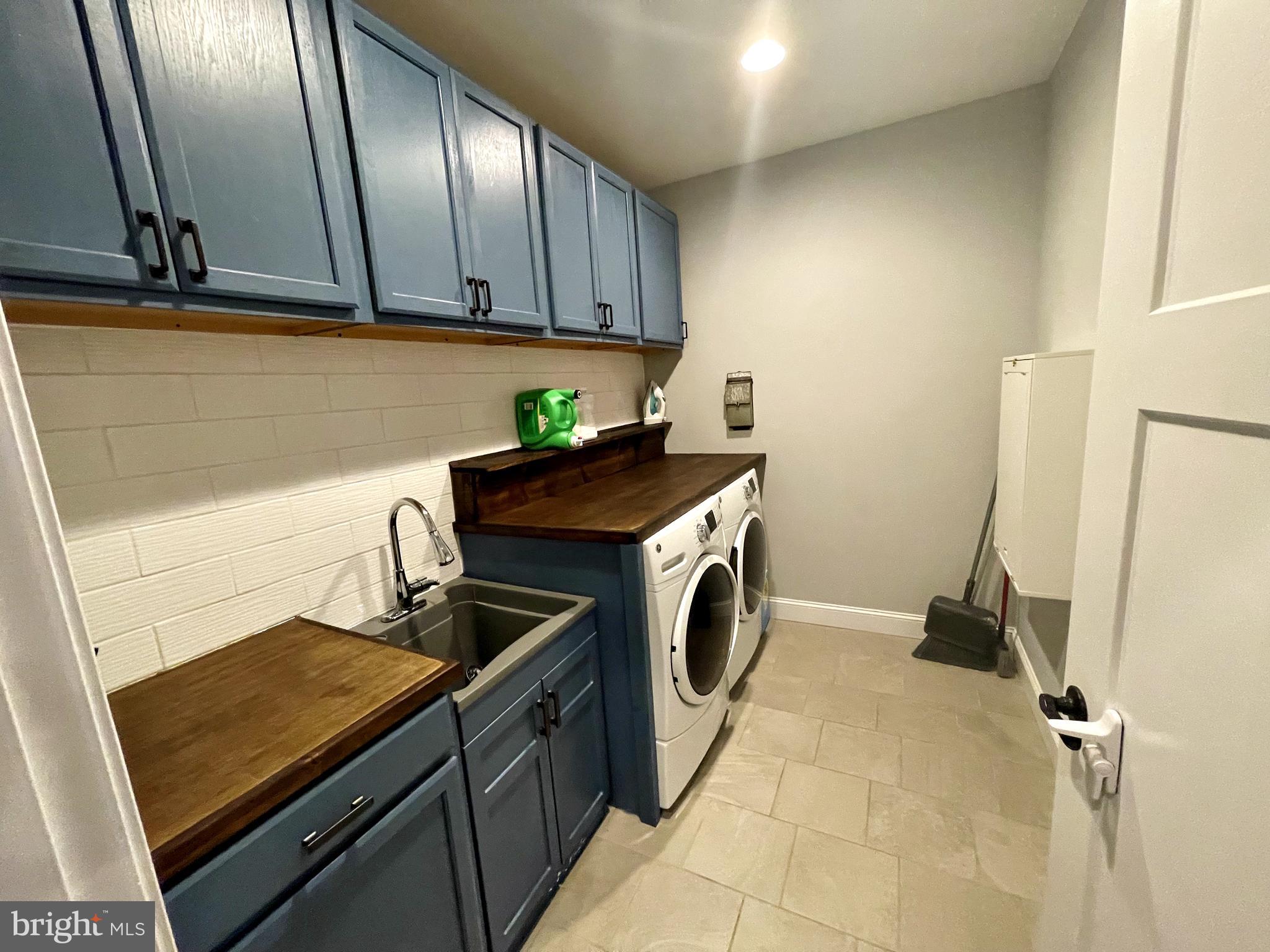 SUMMERS RIDGE SOUTH - Residential