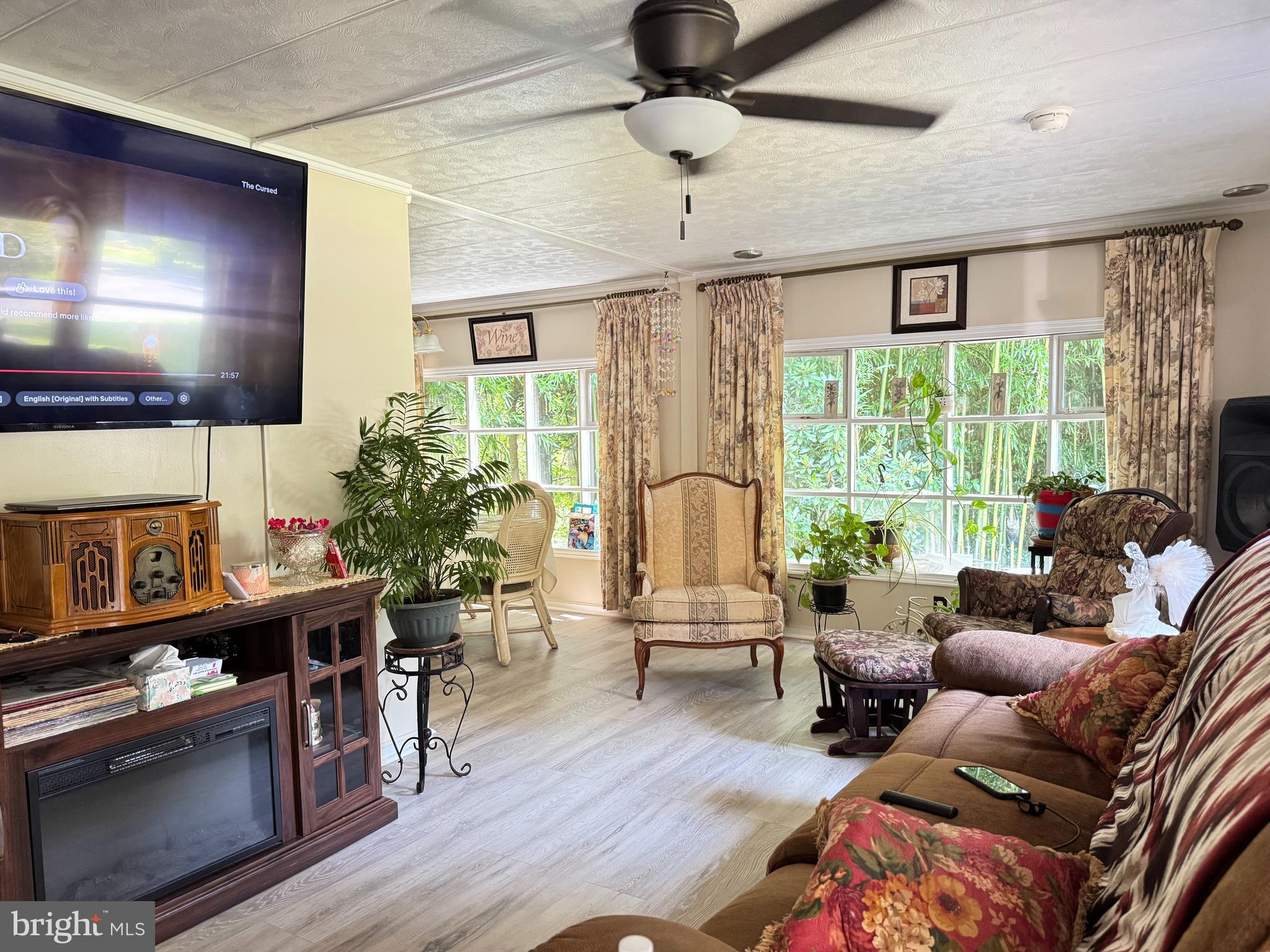 MCNICOL PLACE MHP - Residential