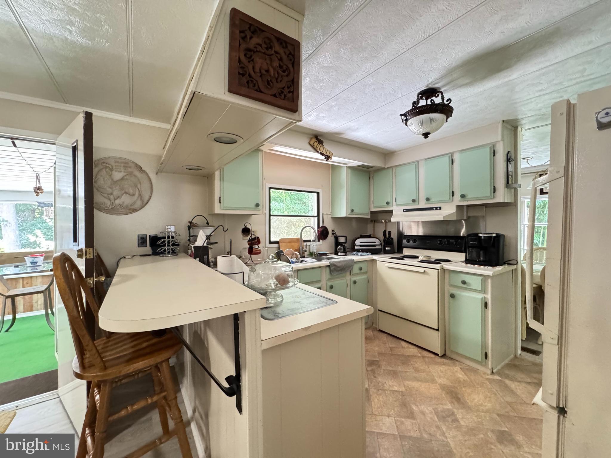 MCNICOL PLACE MHP - Residential