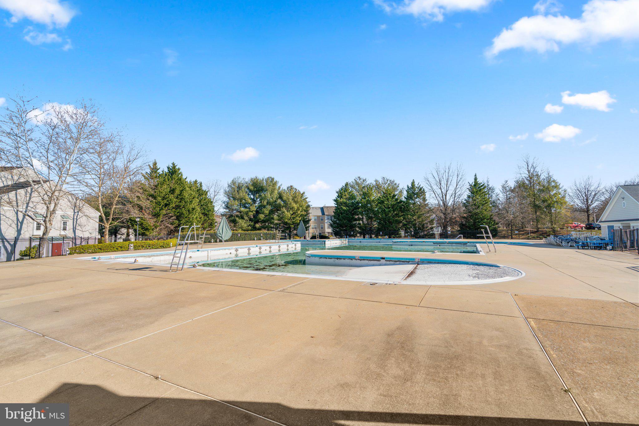 KINGSVIEW RIDGE - Residential