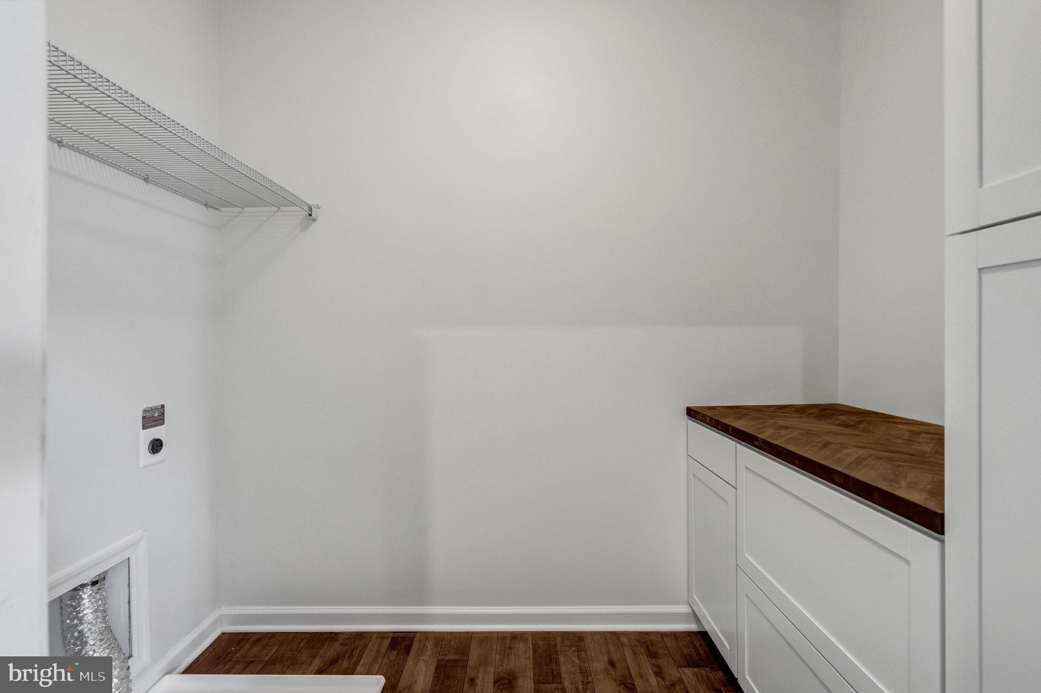 POTOMAC SHORES - Residential