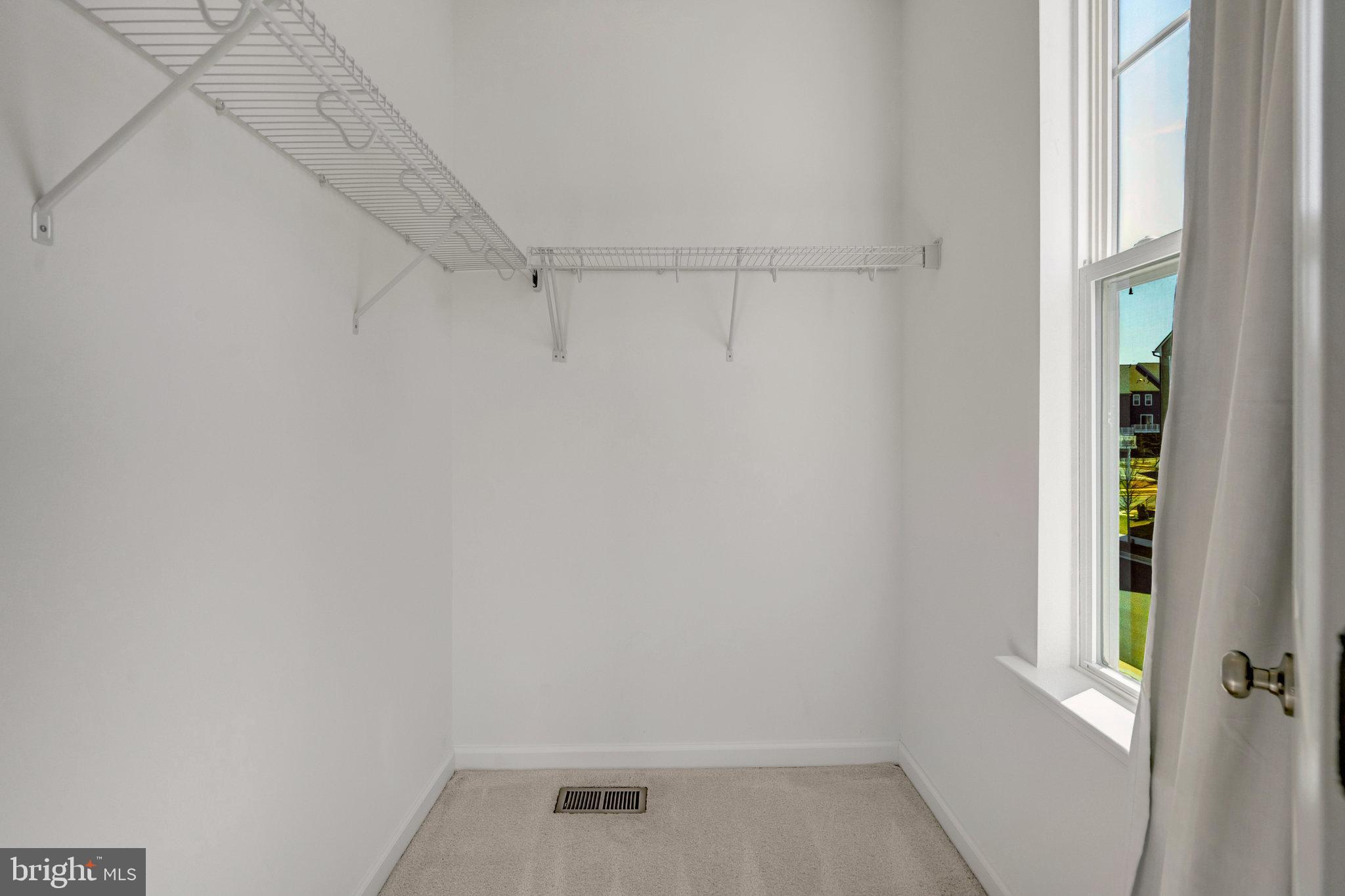 POTOMAC SHORES - Residential