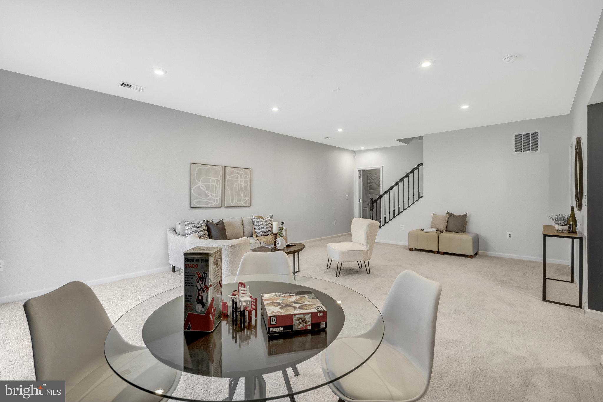 POTOMAC SHORES - Residential