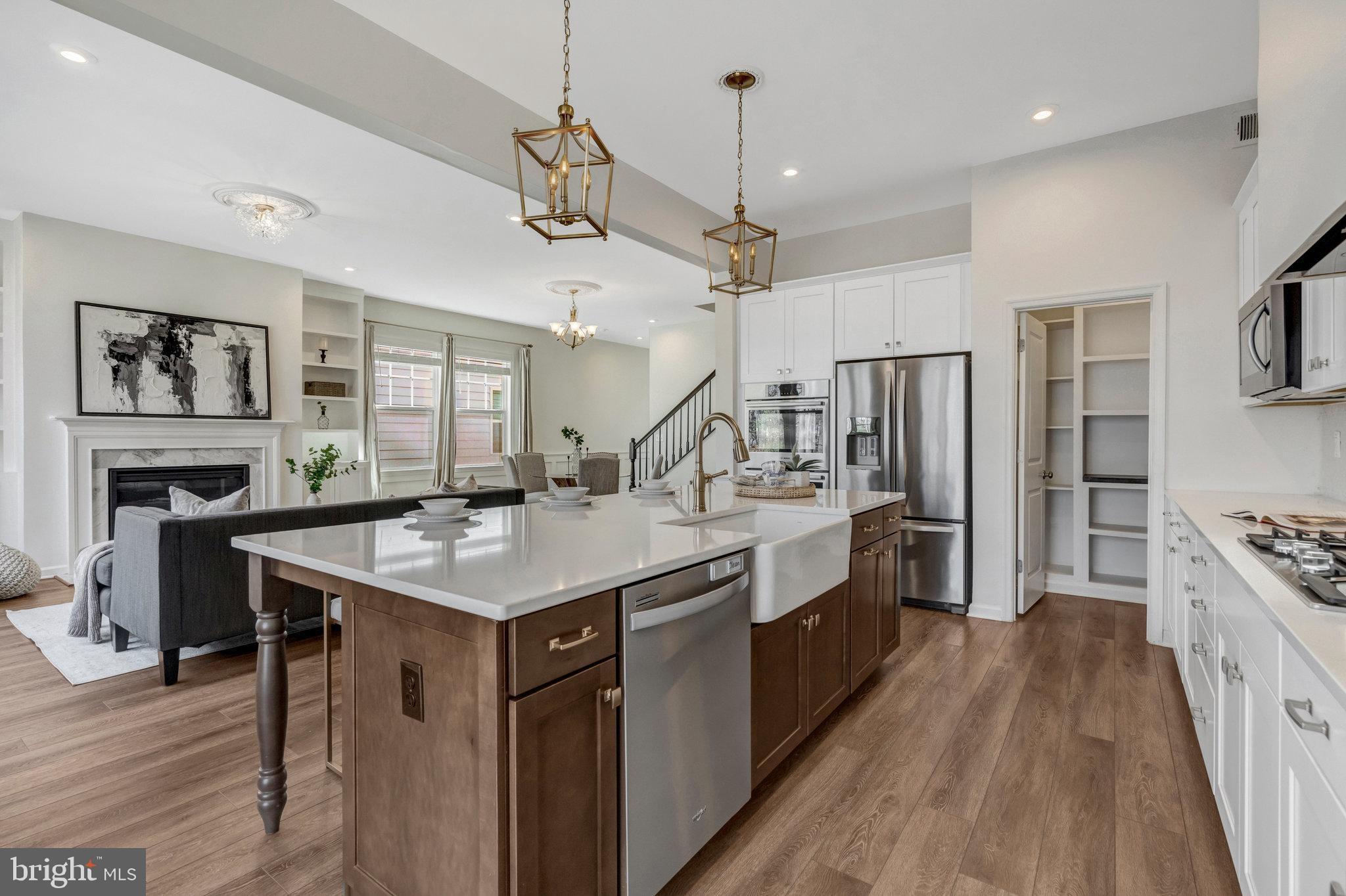 POTOMAC SHORES - Residential