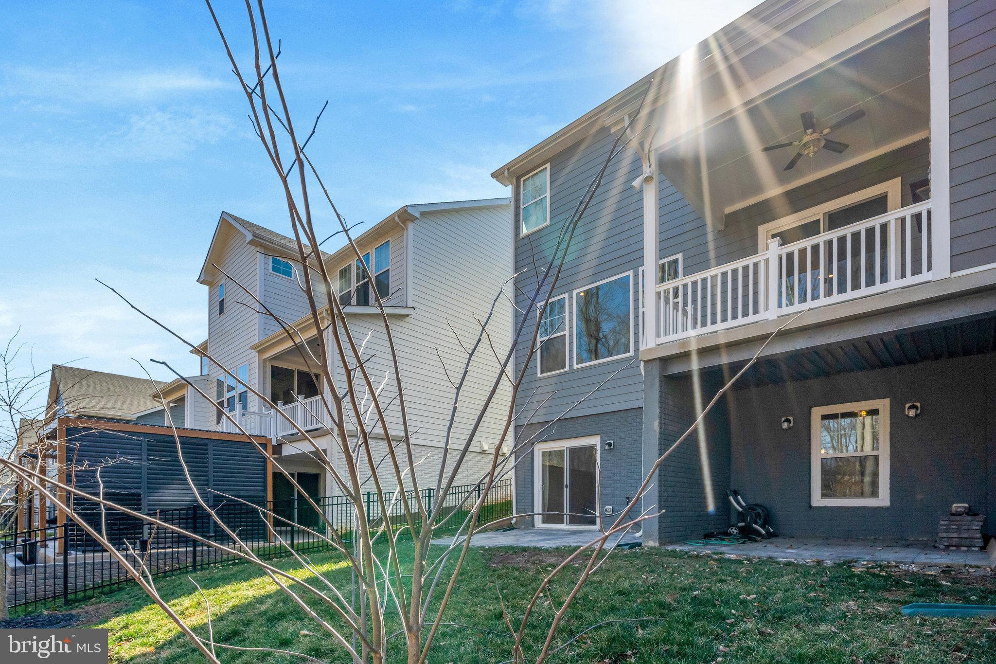 POTOMAC SHORES - Residential