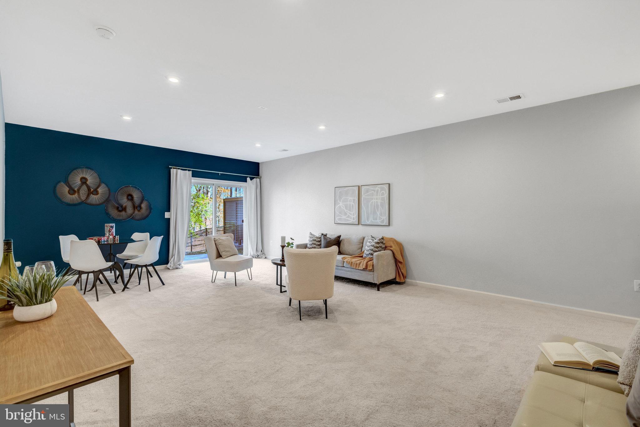 POTOMAC SHORES - Residential