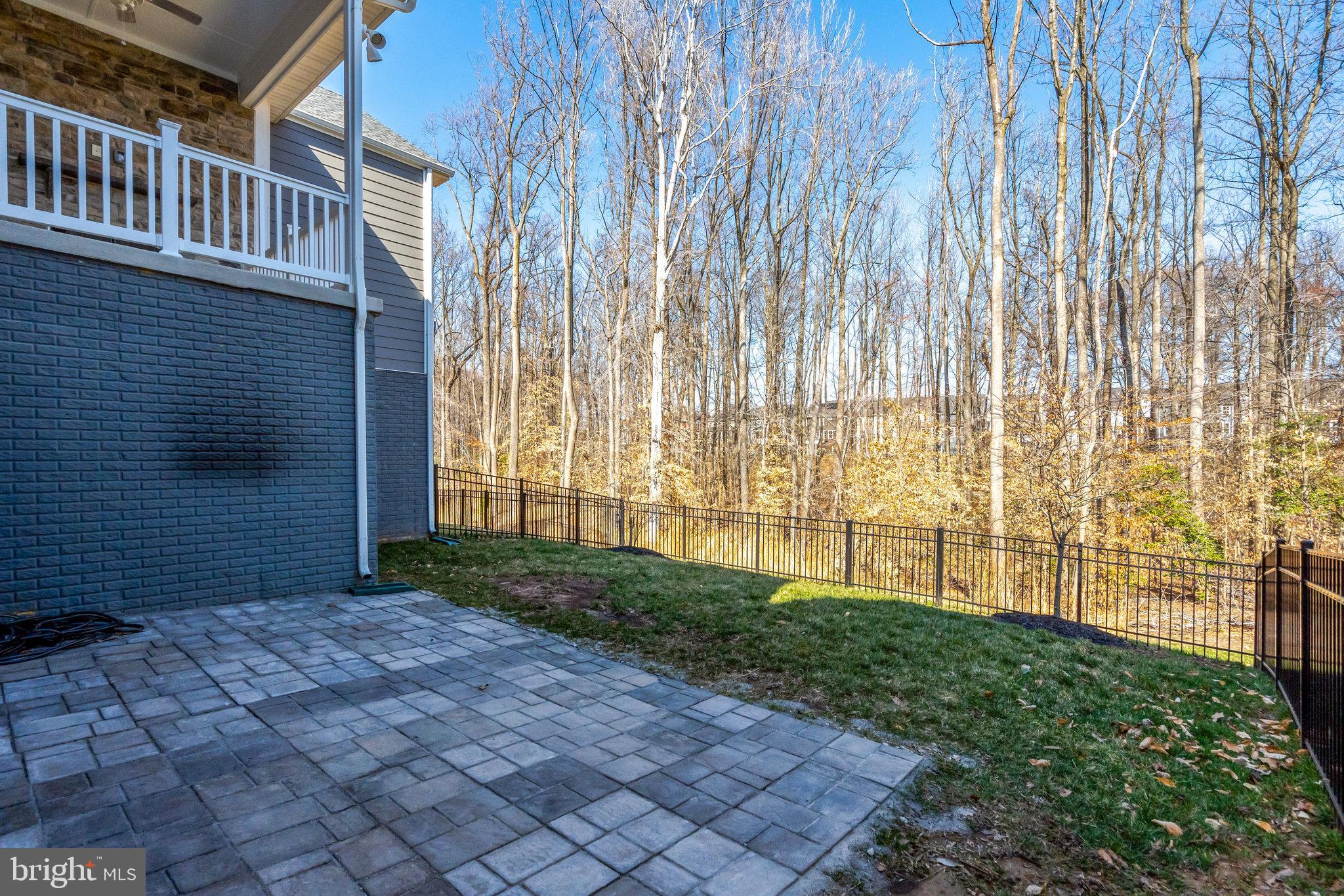 POTOMAC SHORES - Residential