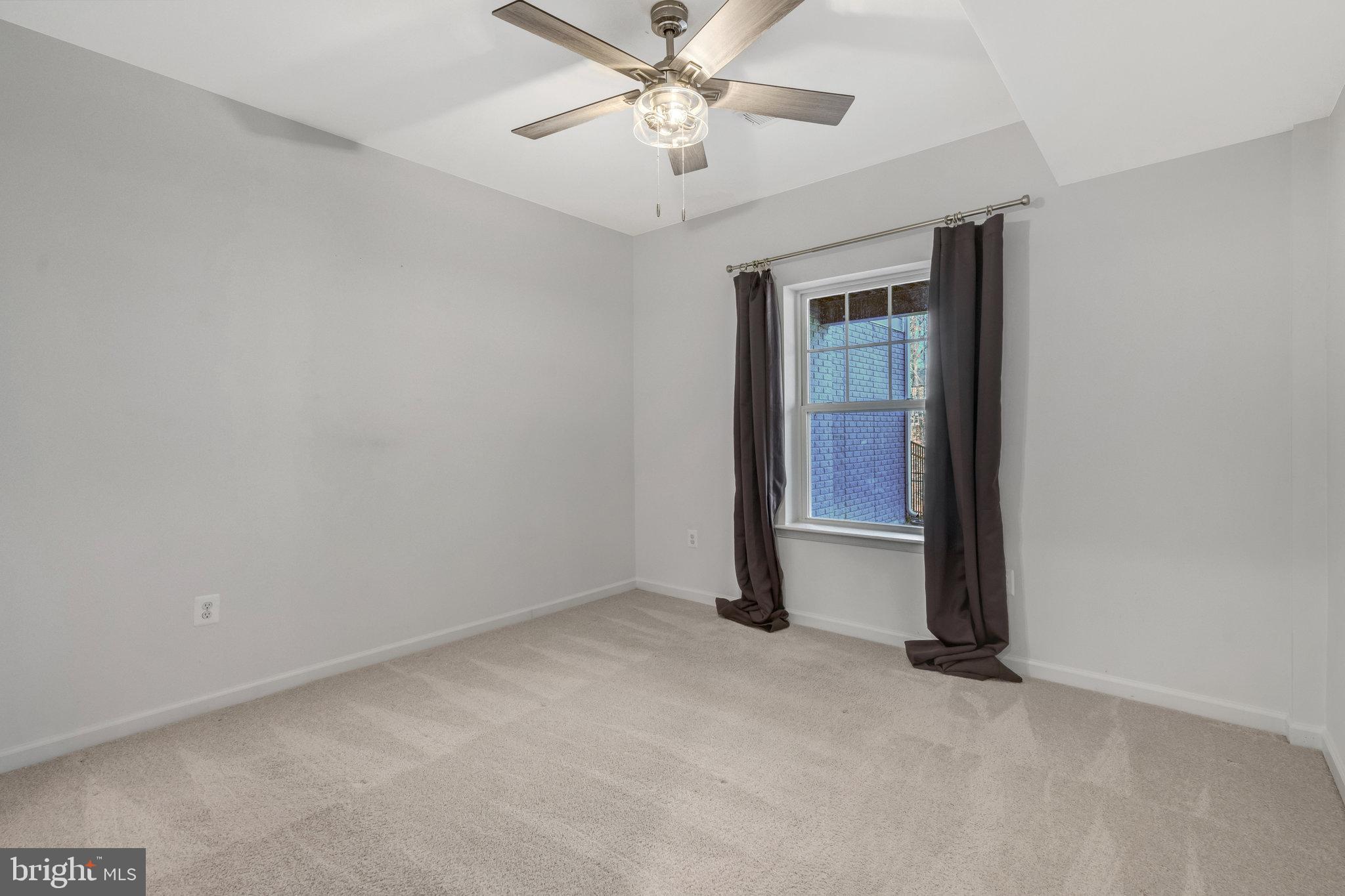 POTOMAC SHORES - Residential