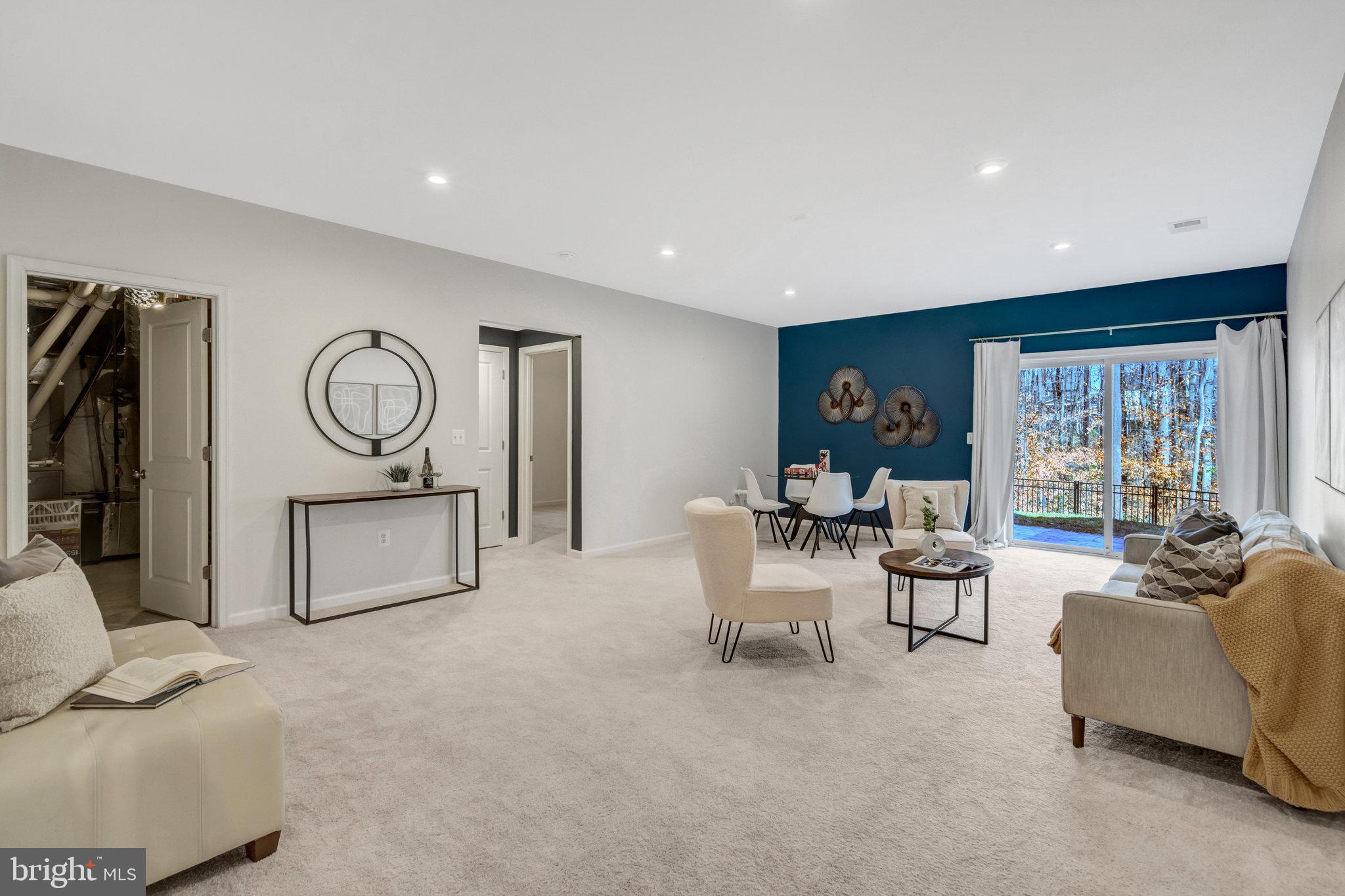 POTOMAC SHORES - Residential