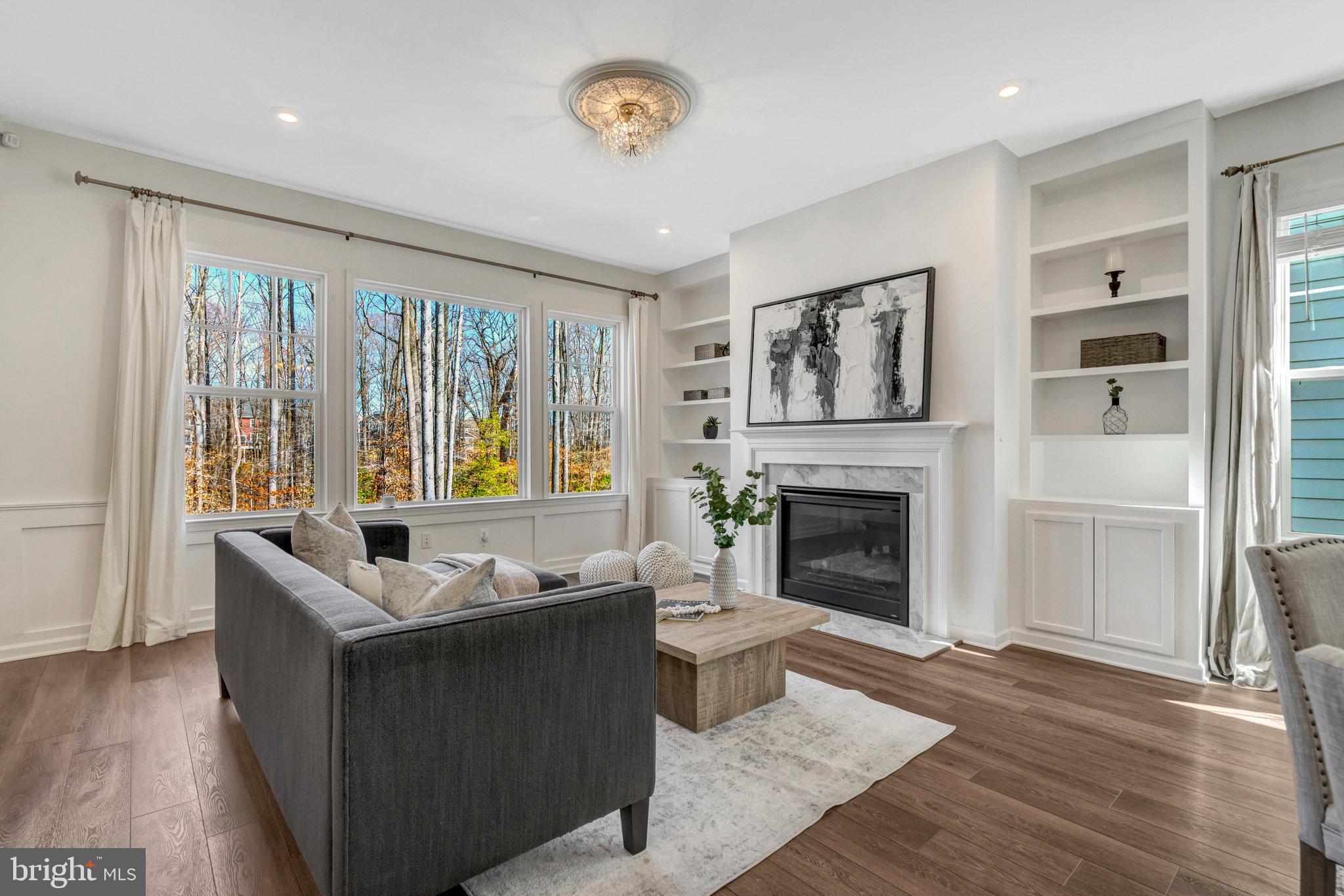 POTOMAC SHORES - Residential