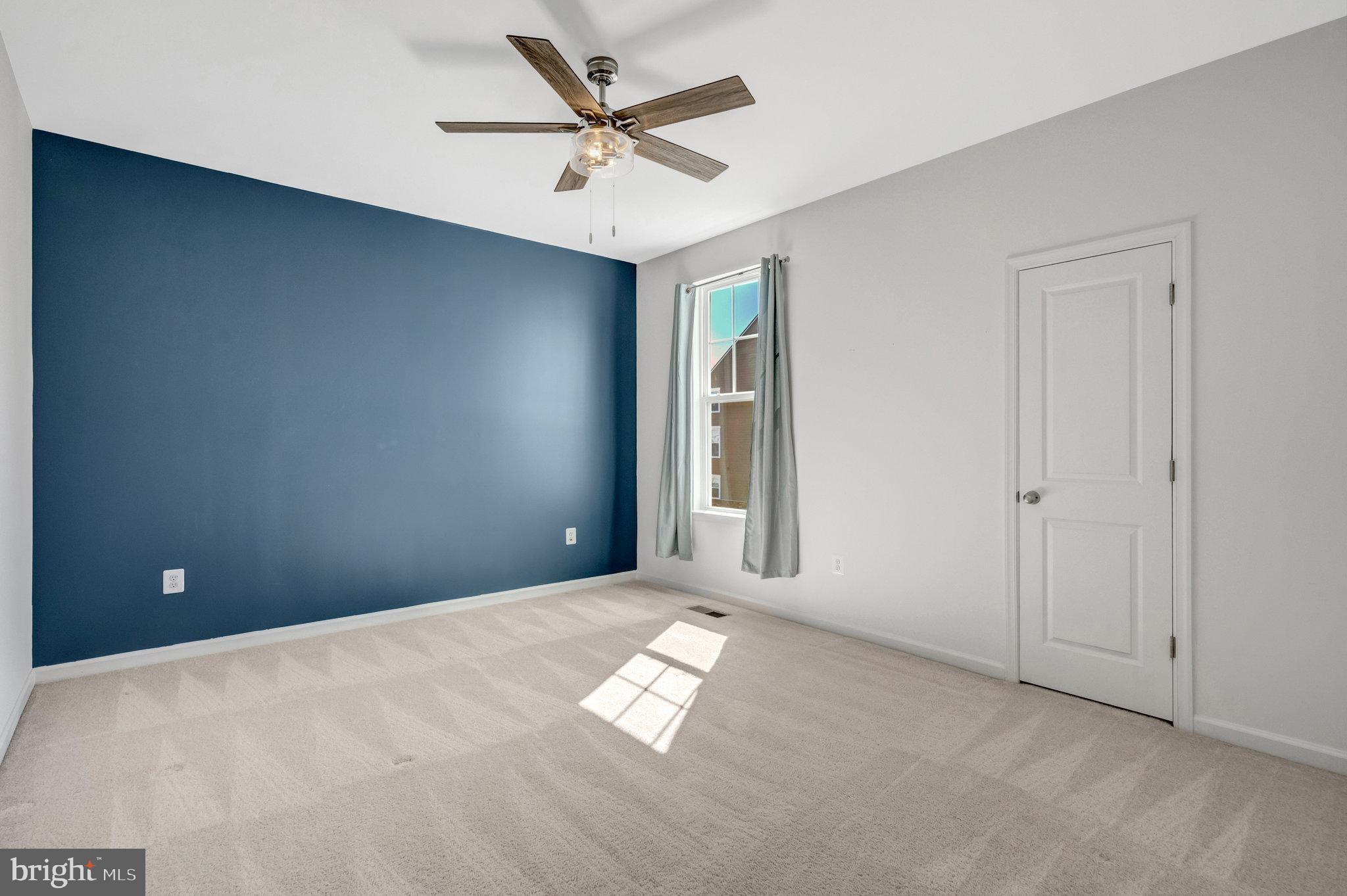 POTOMAC SHORES - Residential