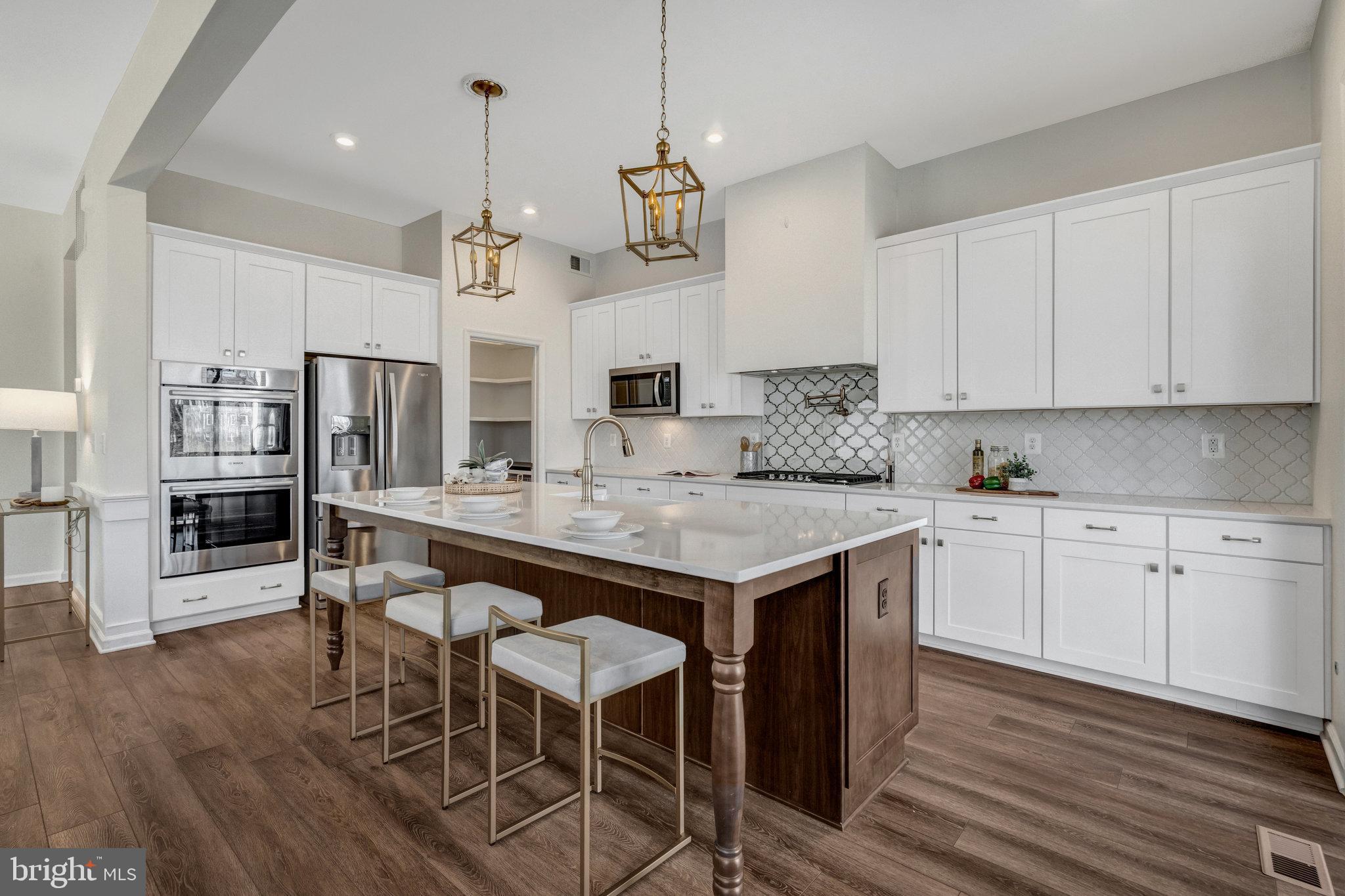 POTOMAC SHORES - Residential