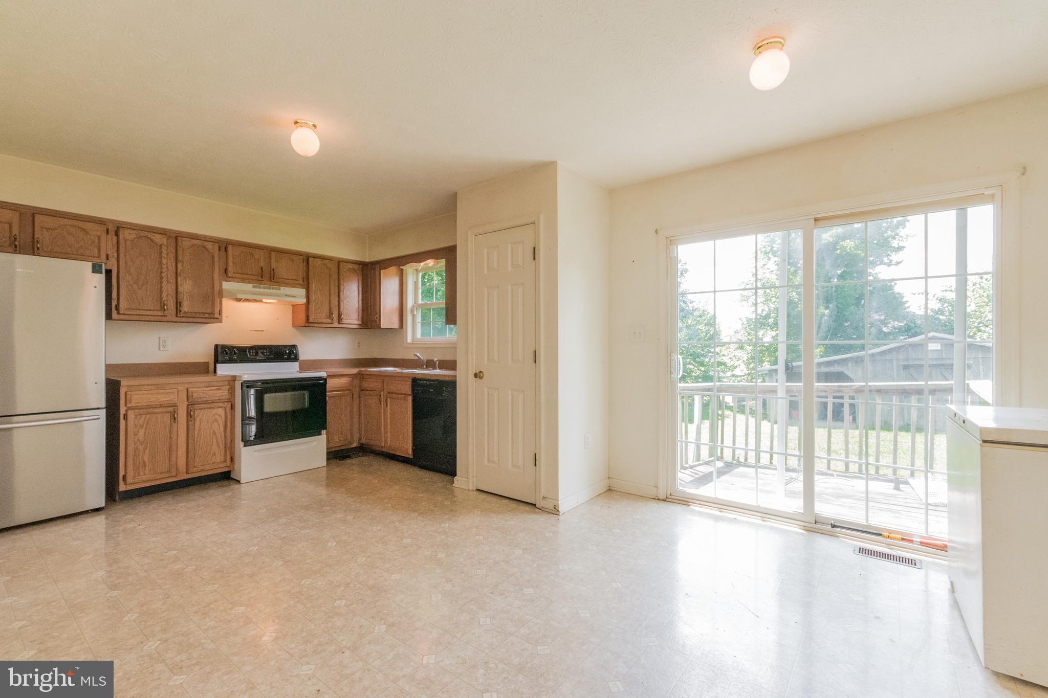 ELIZABETH STATION - Residential