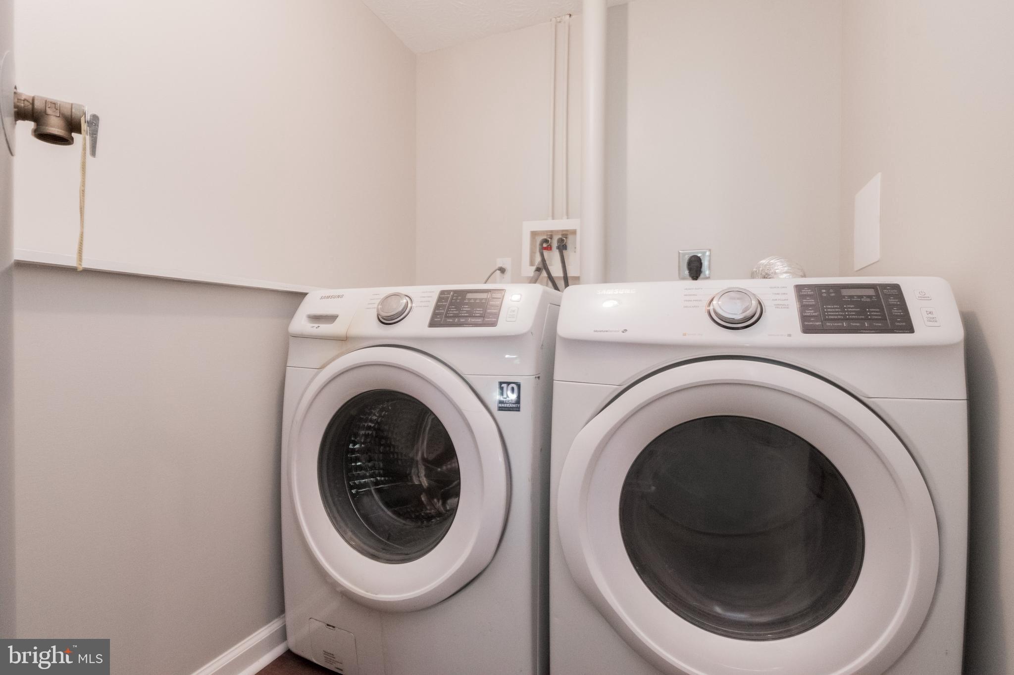 ELIZABETH STATION - Residential