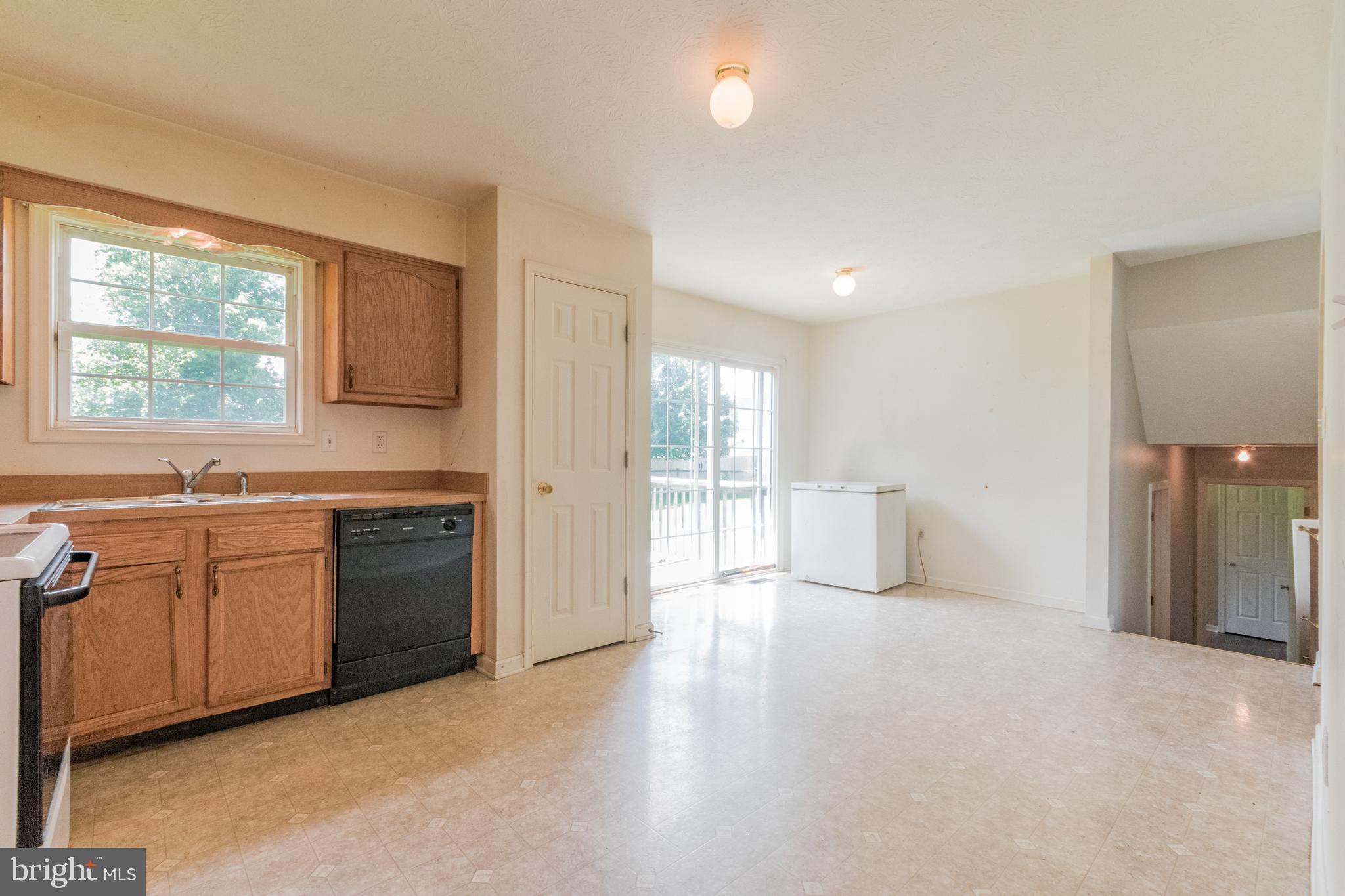 ELIZABETH STATION - Residential