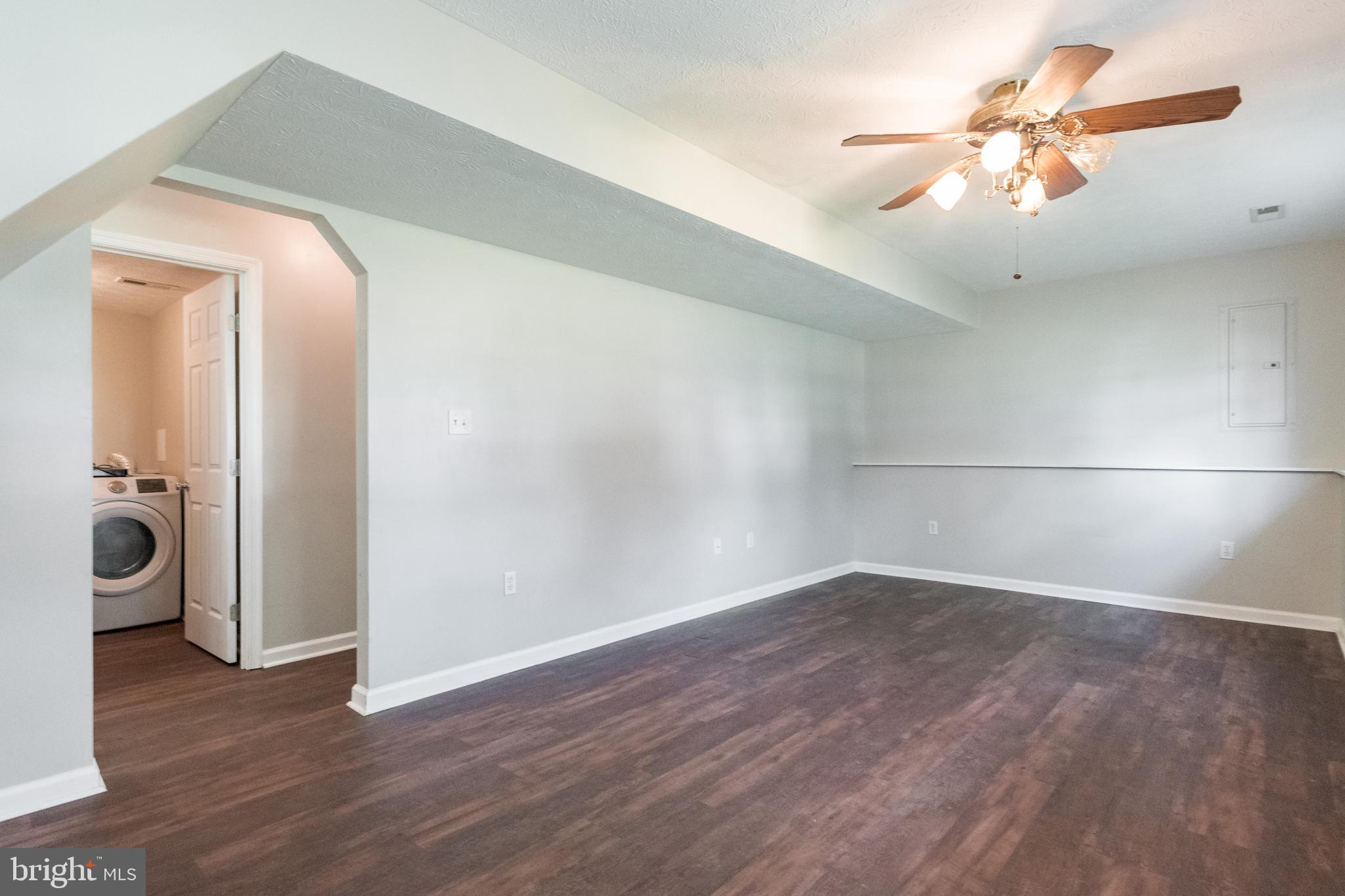 ELIZABETH STATION - Residential